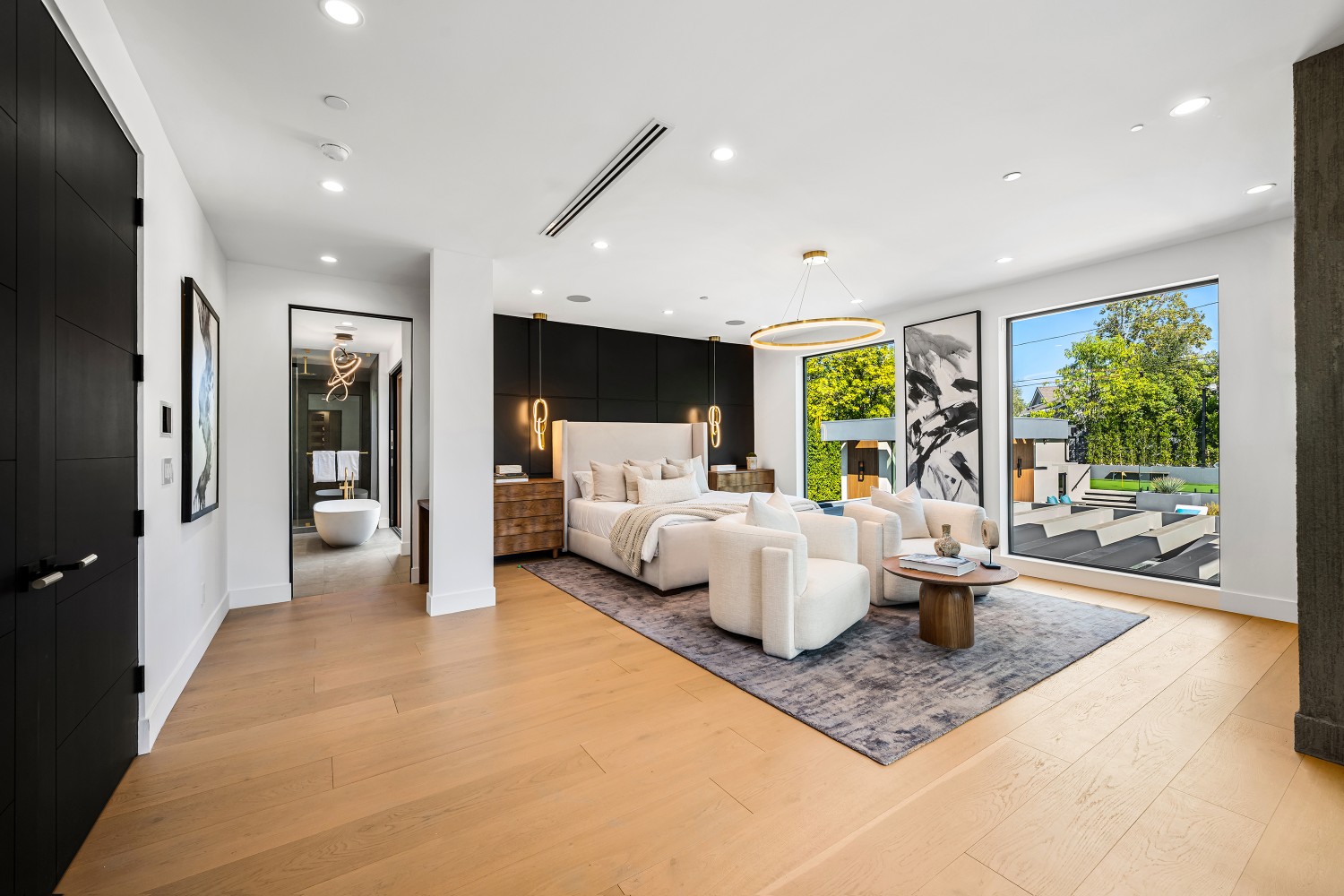 Elfyer - Tarzana, CA House - For Sale