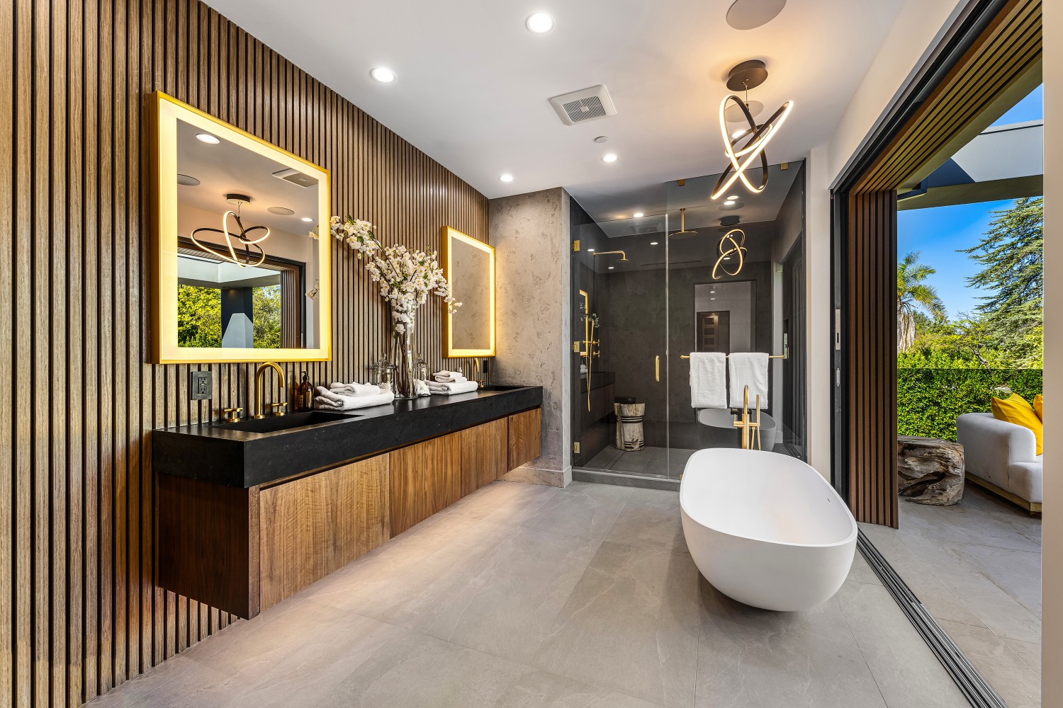 Elfyer - Tarzana, CA House - For Sale