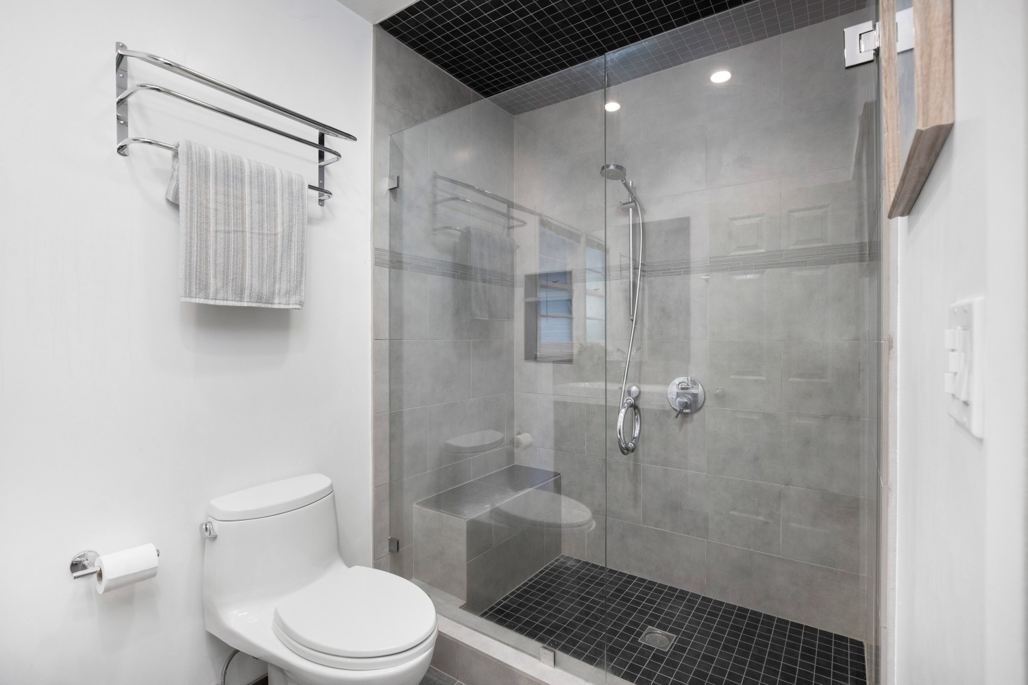 Elfyer - Studio City, CA House - For Sale