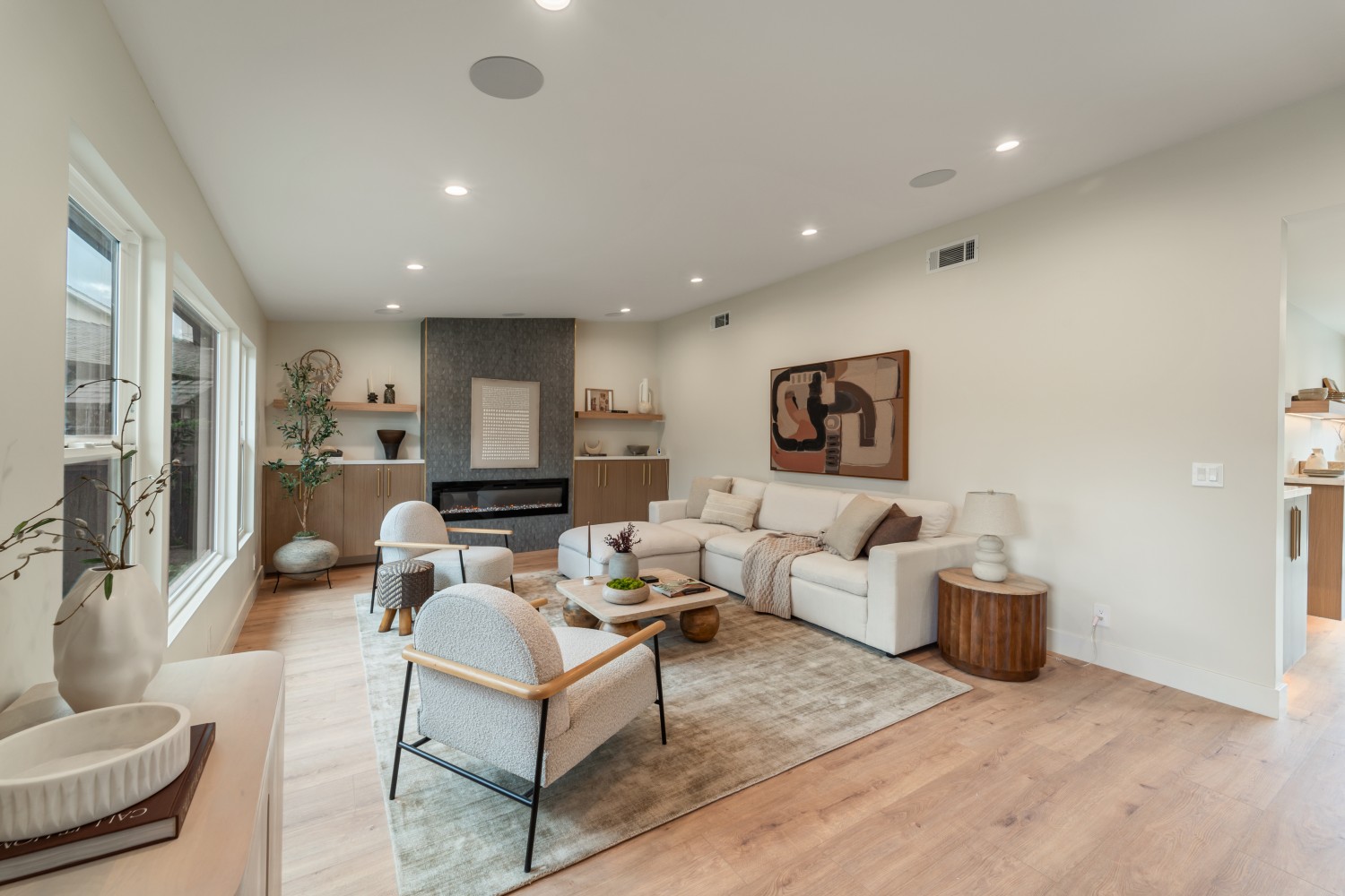 Elfyer - Los Angeles, CA House - For Sale