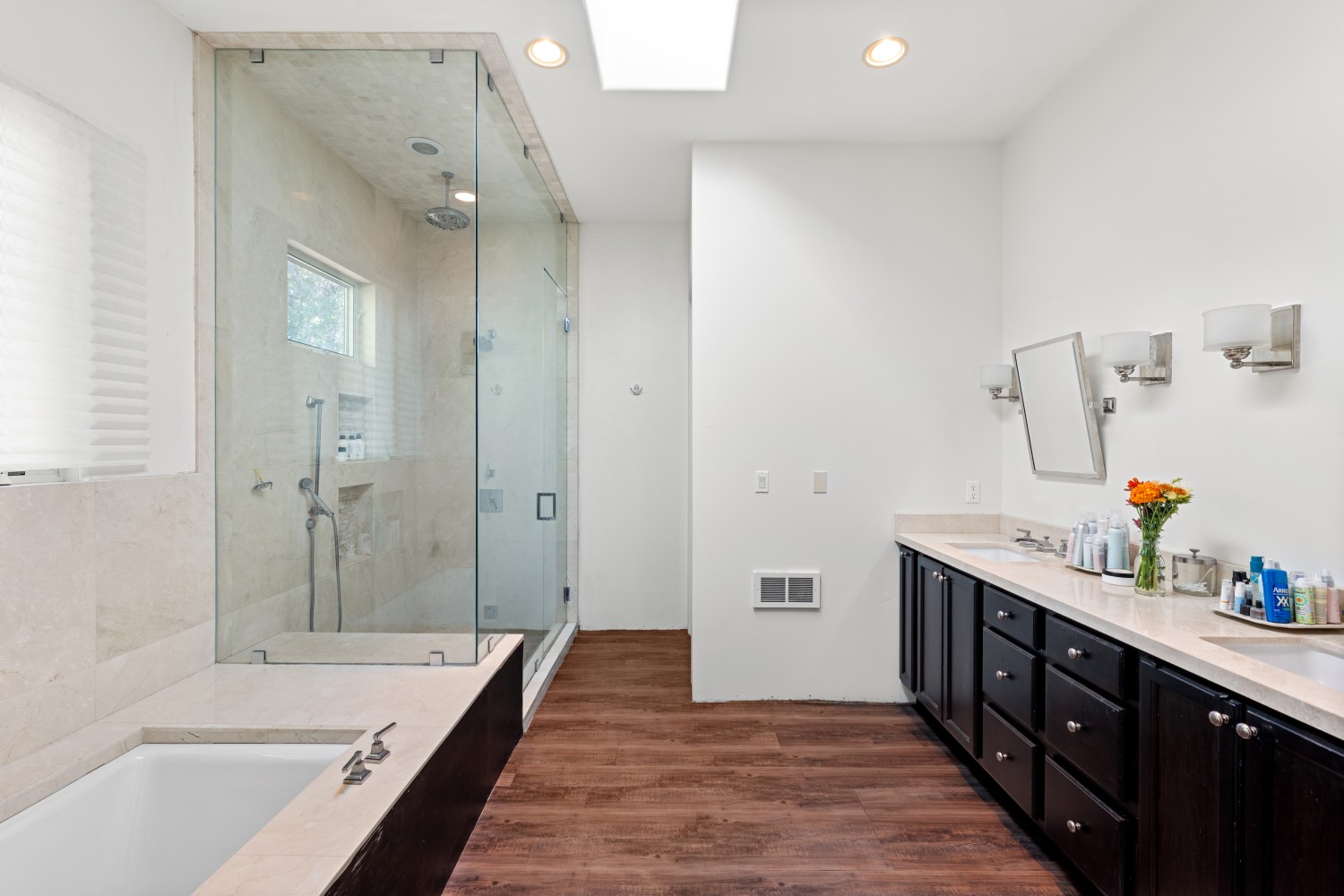 Elfyer - Encino, CA House - For Sale