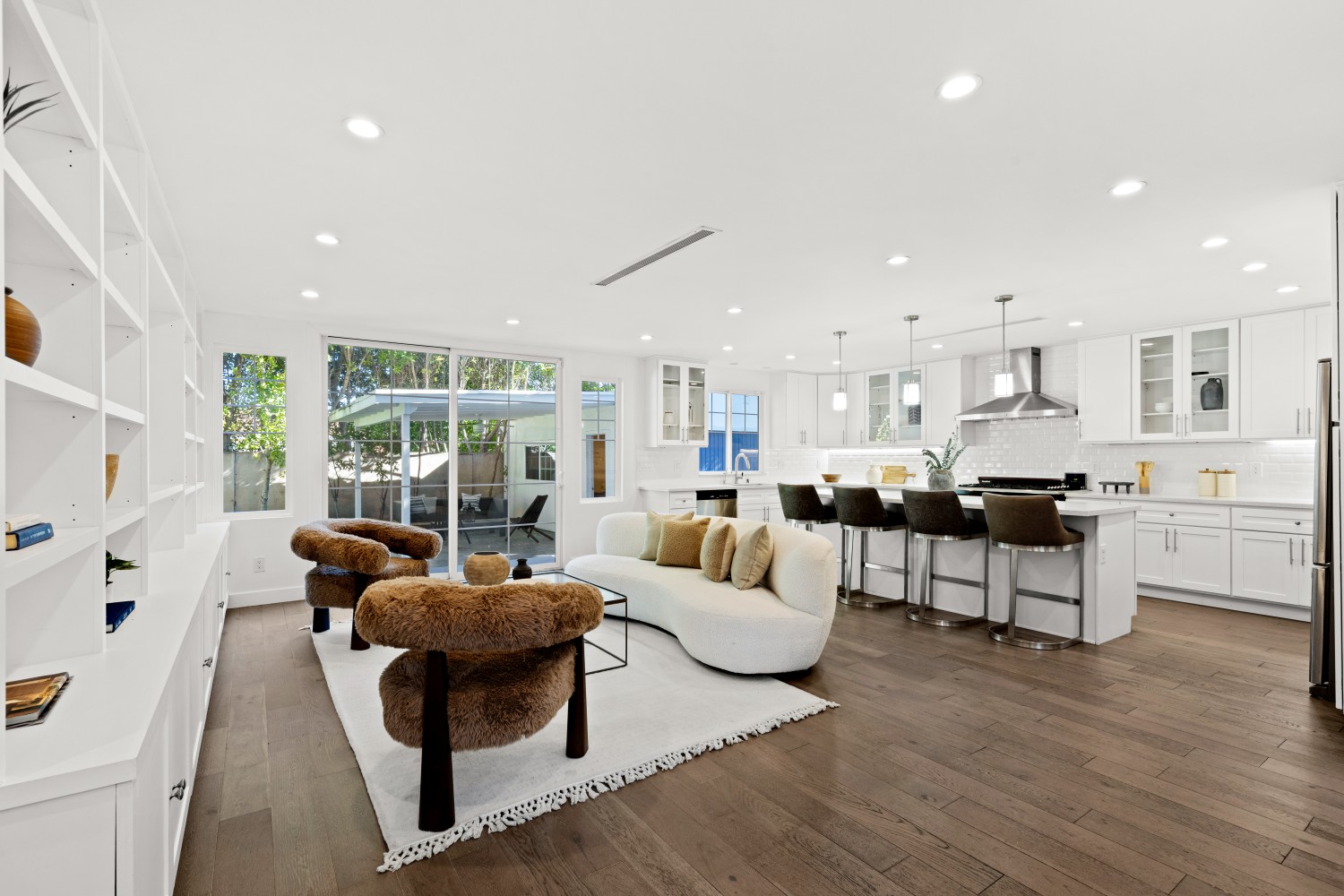 Elfyer - Sherman Oaks, CA House - For Sale