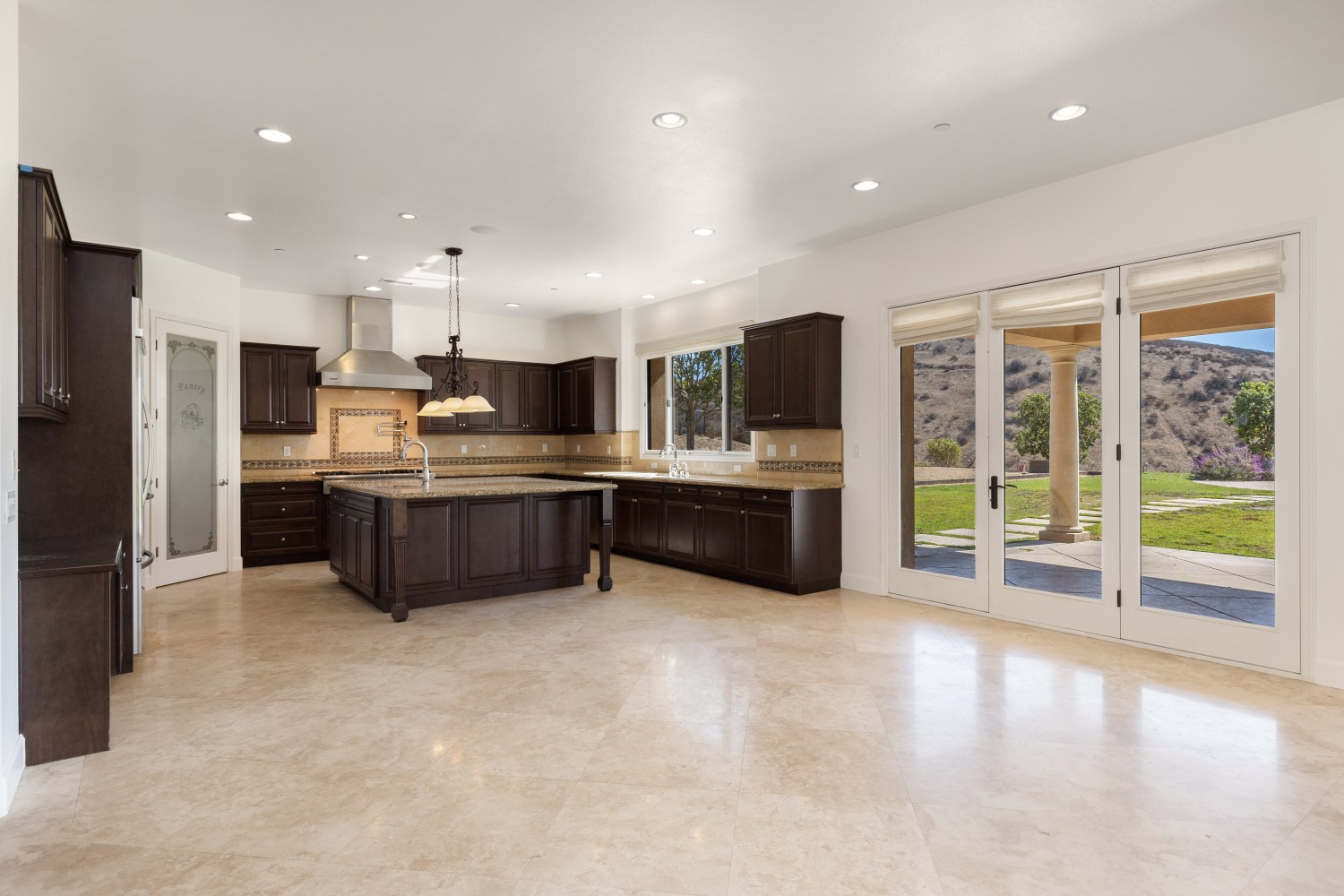 Elfyer - Shadow Hills, CA House - For Sale