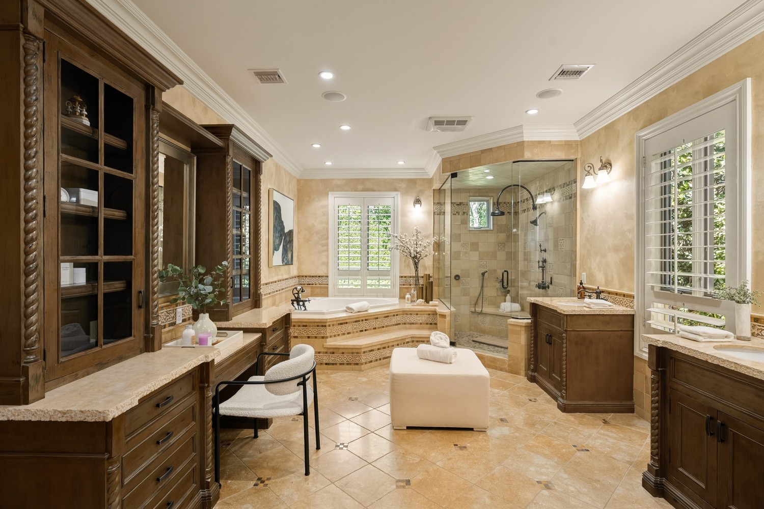 Elfyer - Sherman Oaks, CA House - For Sale