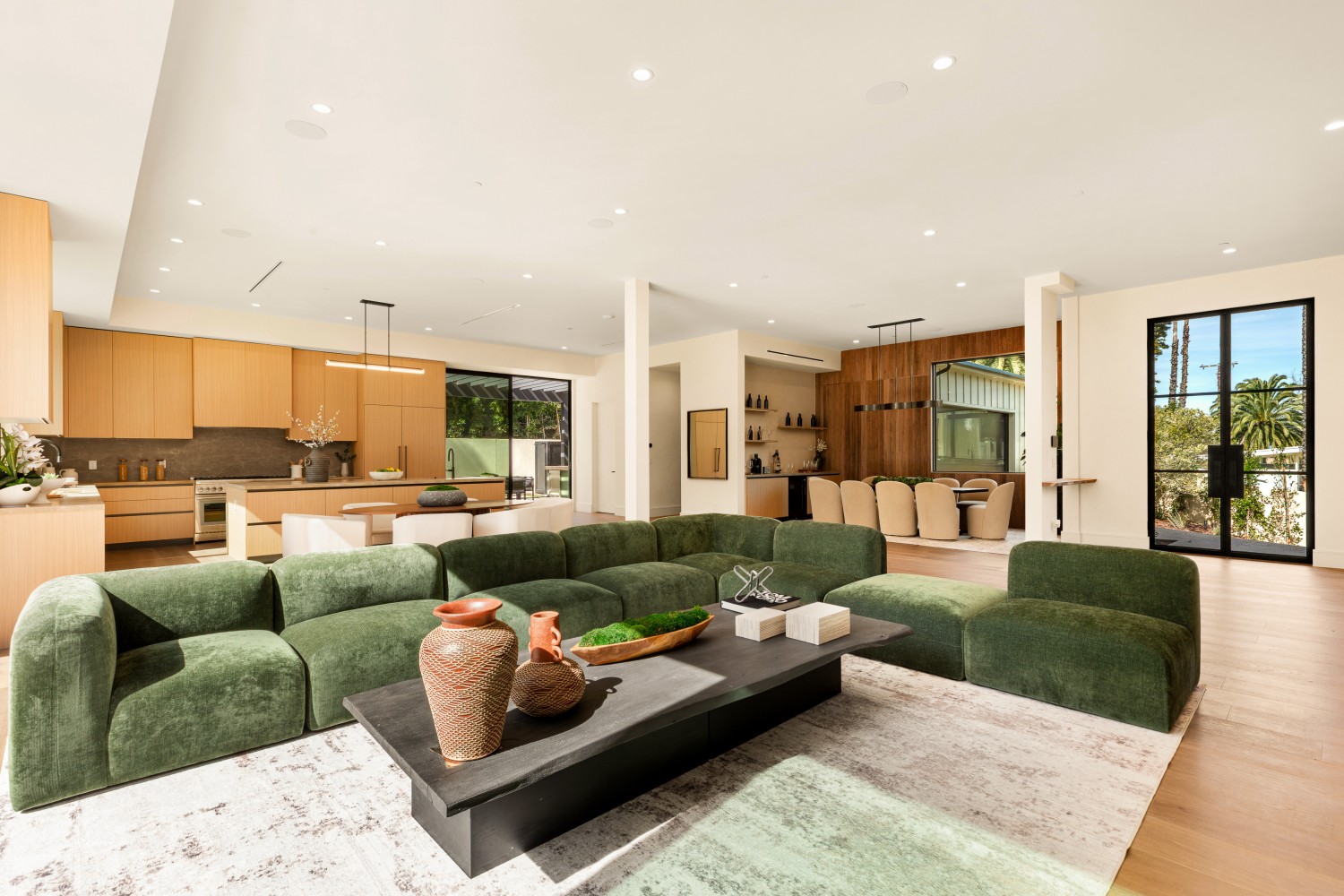 Elfyer - Tarzana, CA House - For Sale