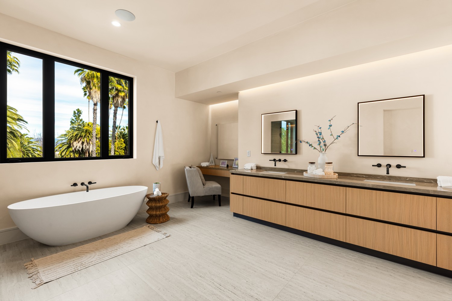 Elfyer - Tarzana, CA House - For Sale