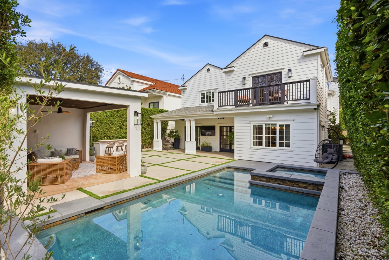 Elfyer - Sherman Oaks, CA House - For Sale