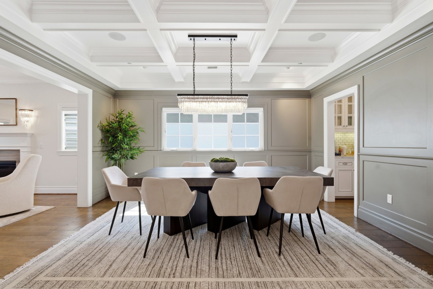 Elfyer - Sherman Oaks, CA House - For Sale