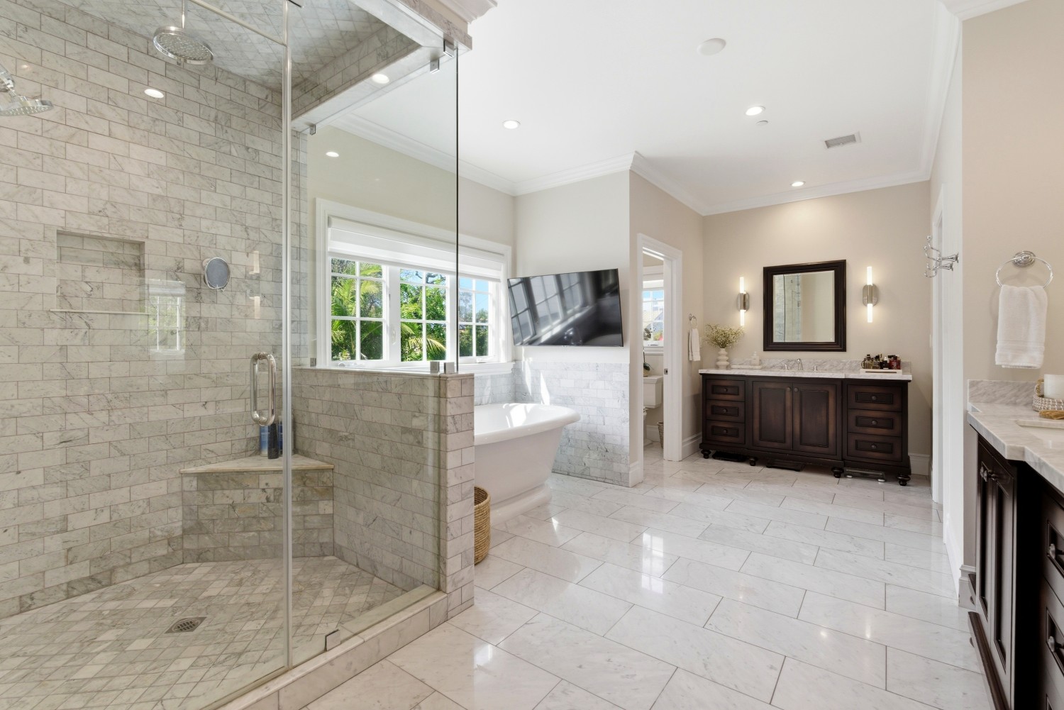 Elfyer - Sherman Oaks, CA House - For Sale