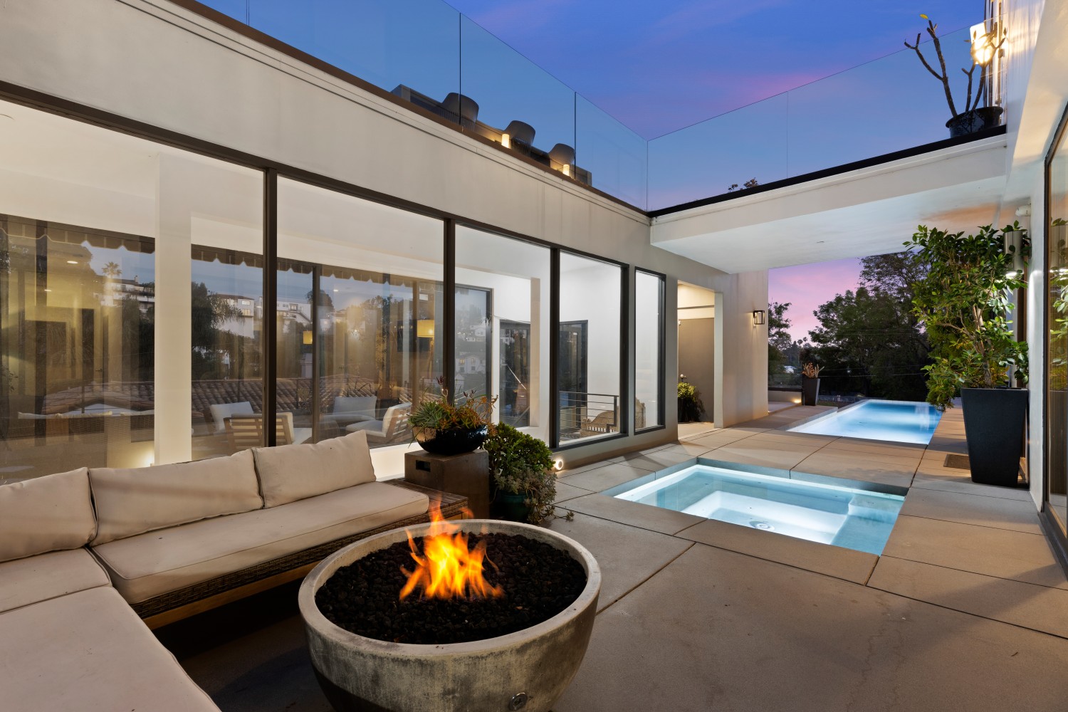 Elfyer - Los Angeles, CA House - For Sale