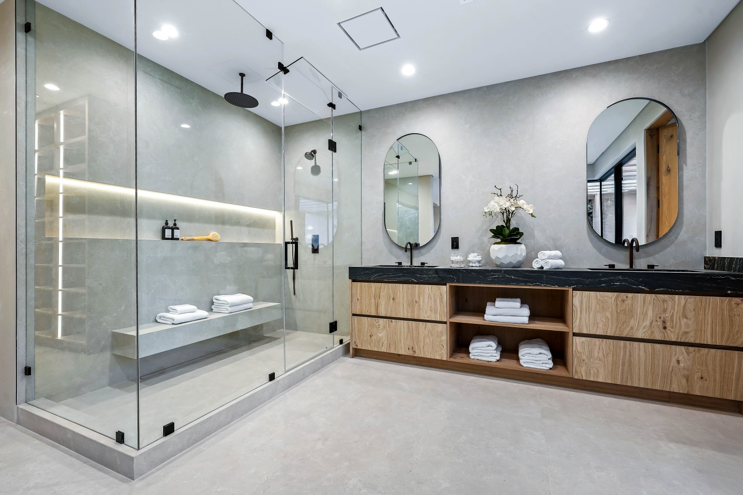 Elfyer - Sherman Oaks, CA House - For Sale