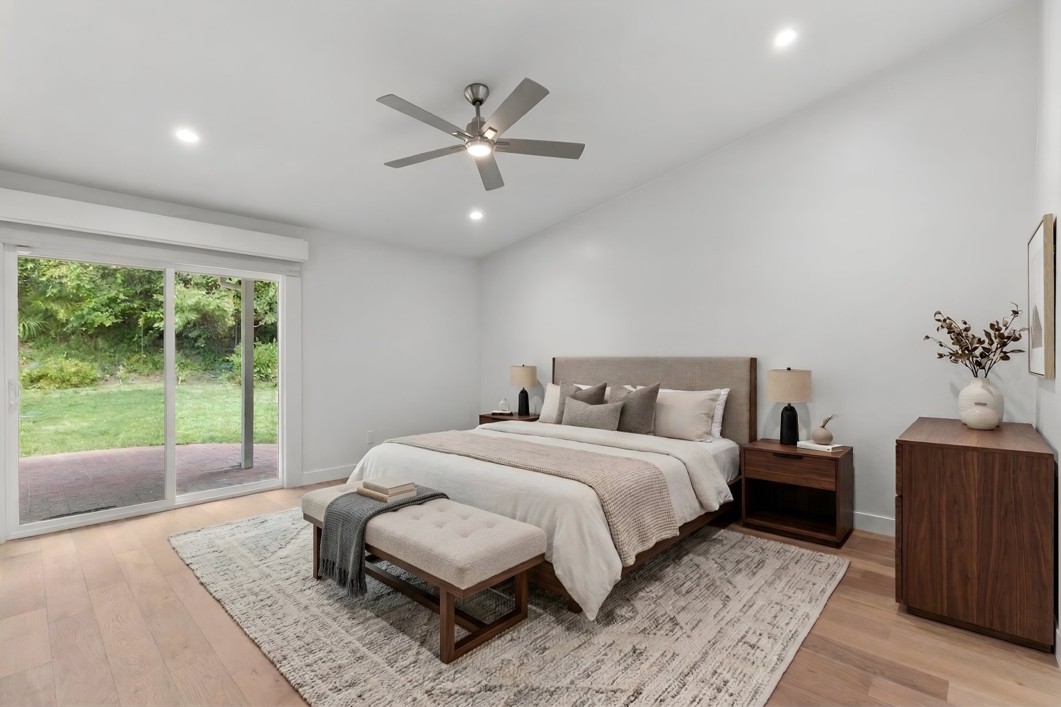 Elfyer - Tarzana, CA House - For Sale