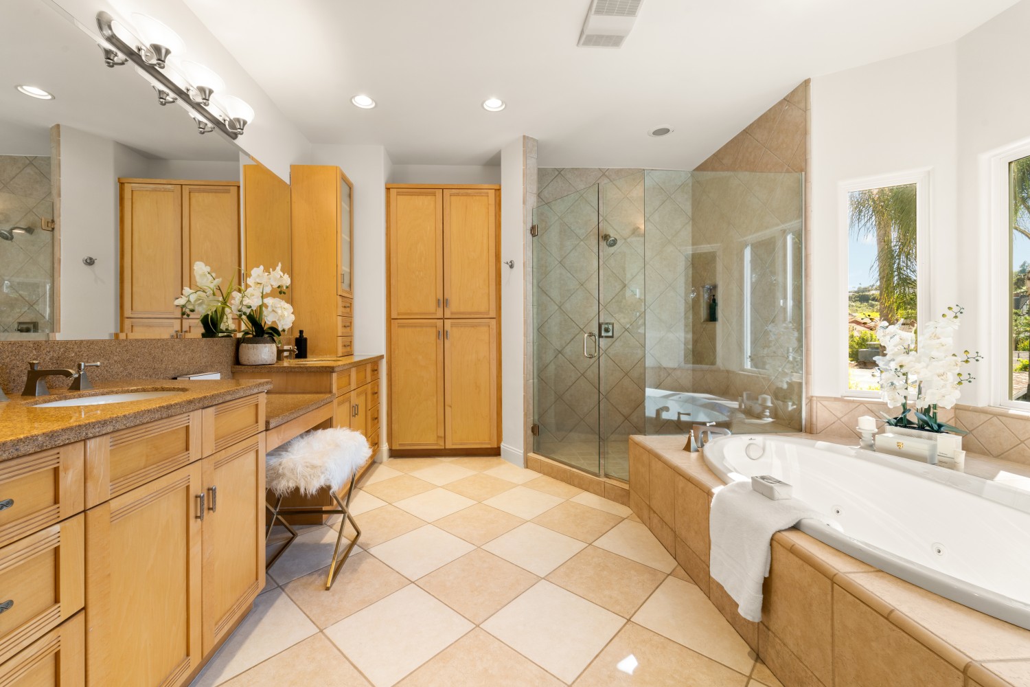 Elfyer - Encino, CA House - For Sale