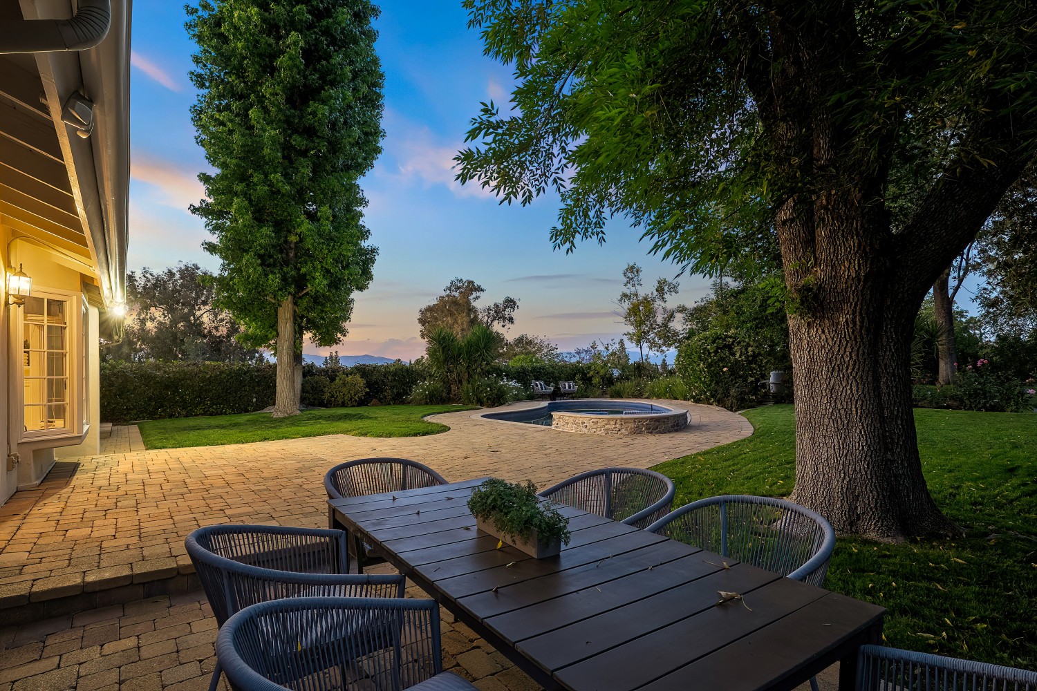 Elfyer - Tarzana, CA House - For Sale