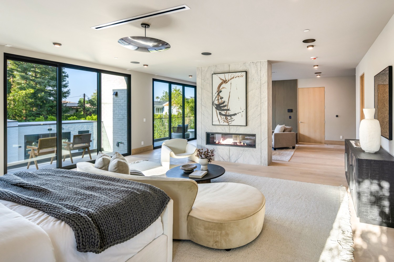 Elfyer - Encino, CA House - For Sale