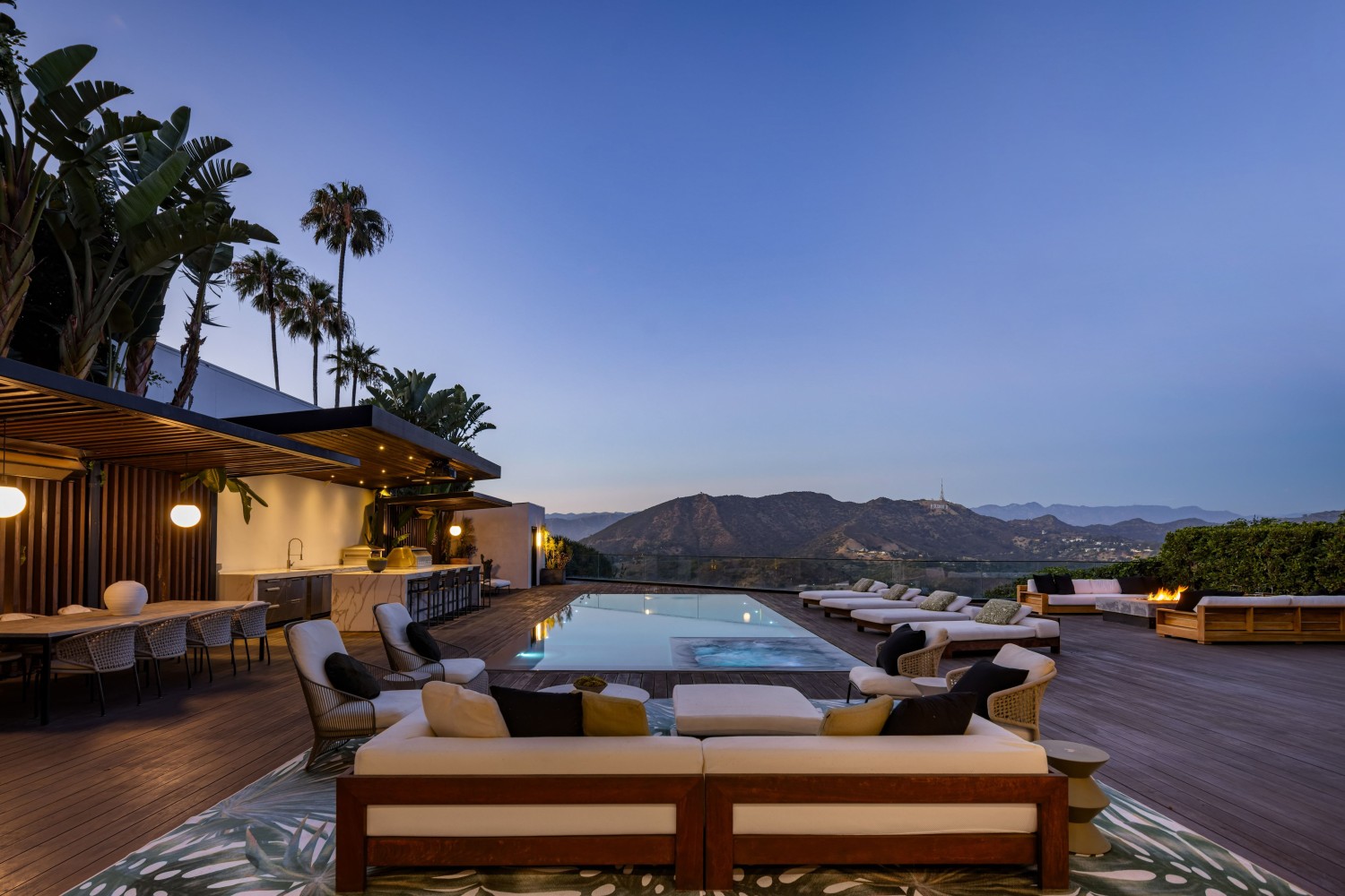 Elfyer - Los Angeles, CA House - For Sale