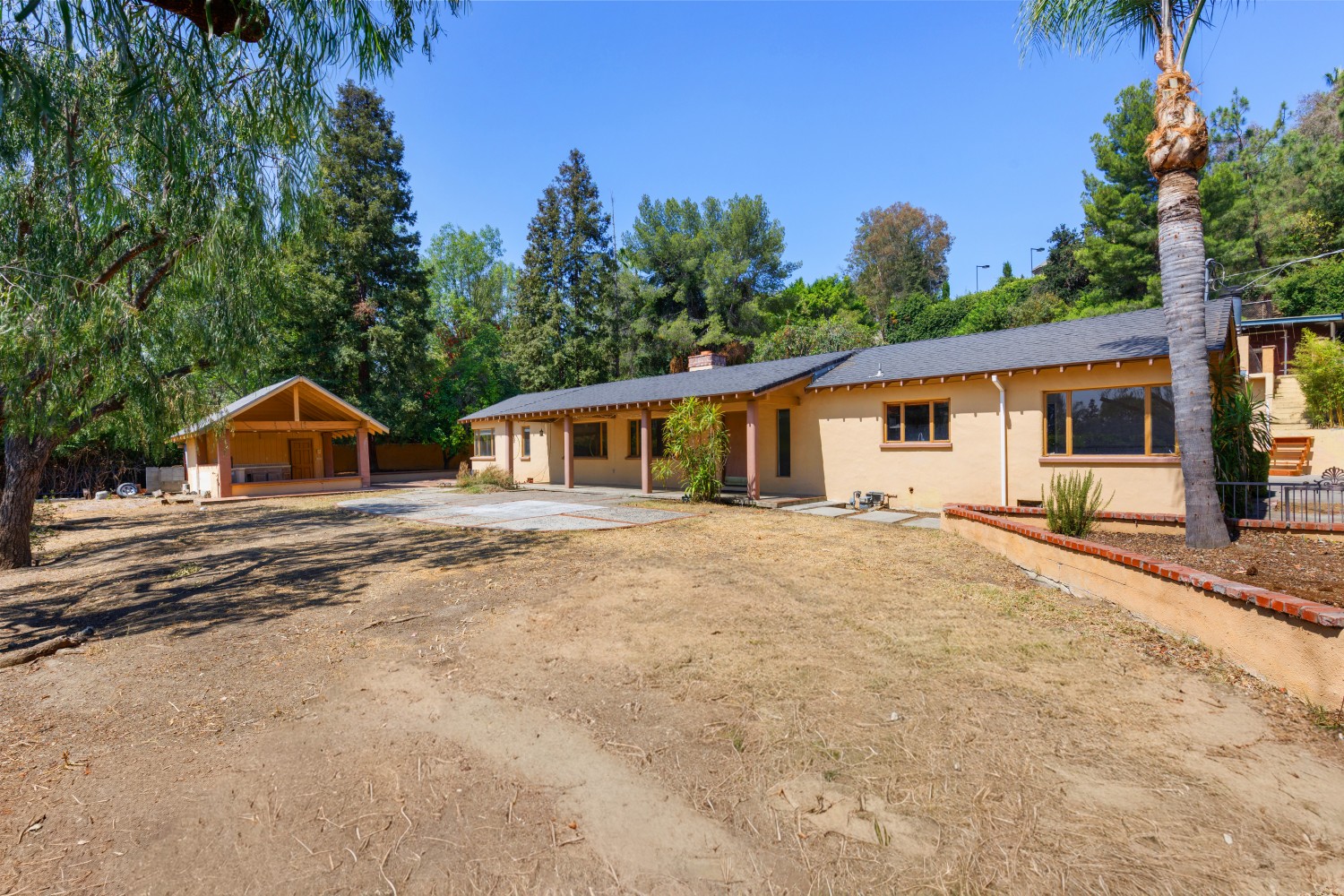 Elfyer - Tarzana, CA House - For Sale