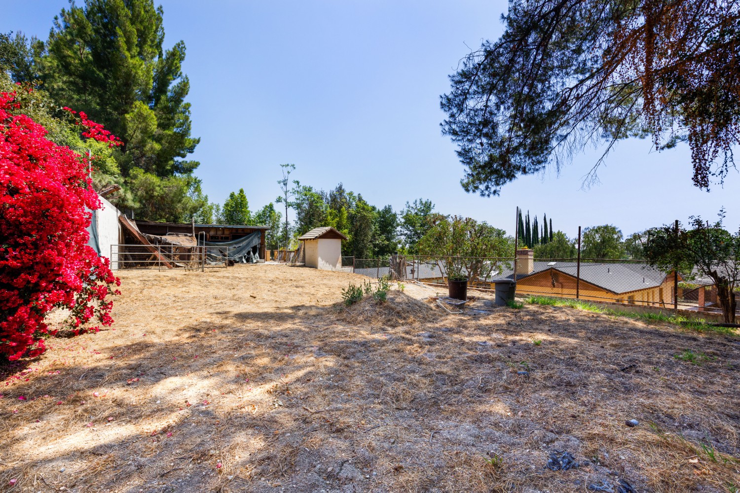 Elfyer - Tarzana, CA House - For Sale