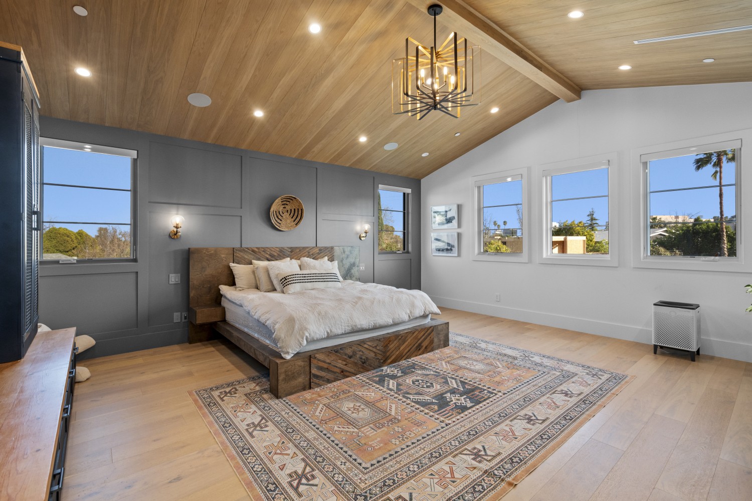 Elfyer - Encino, CA House - For Sale