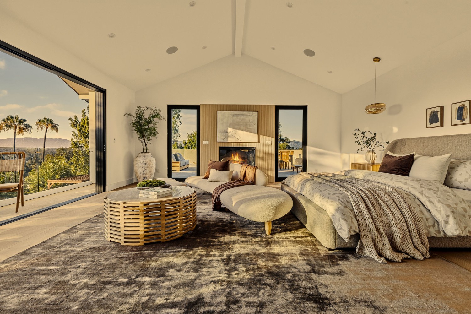 Elfyer - Sherman Oaks, CA House - For Sale