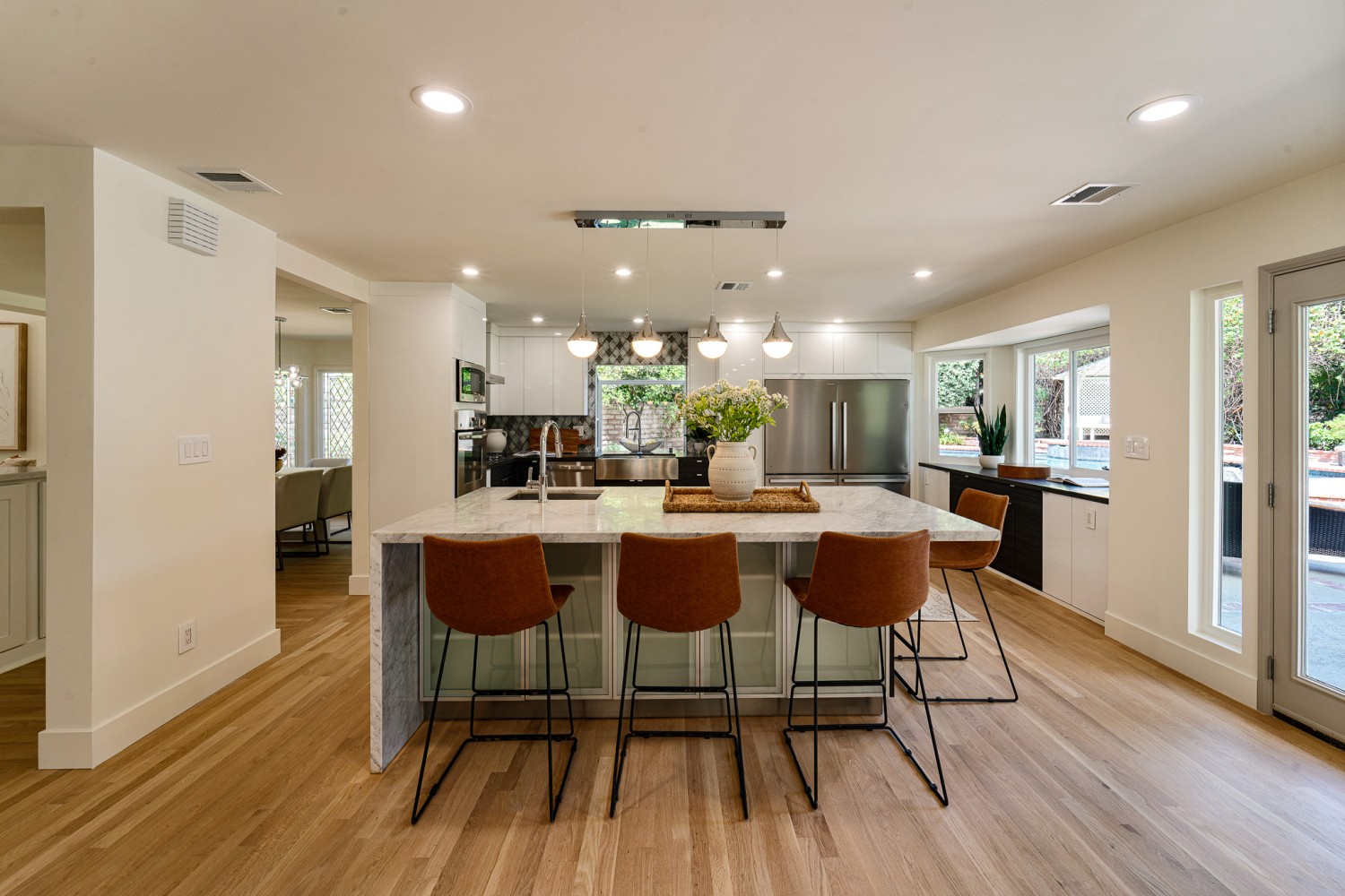 Elfyer - Tarzana, CA House - For Sale