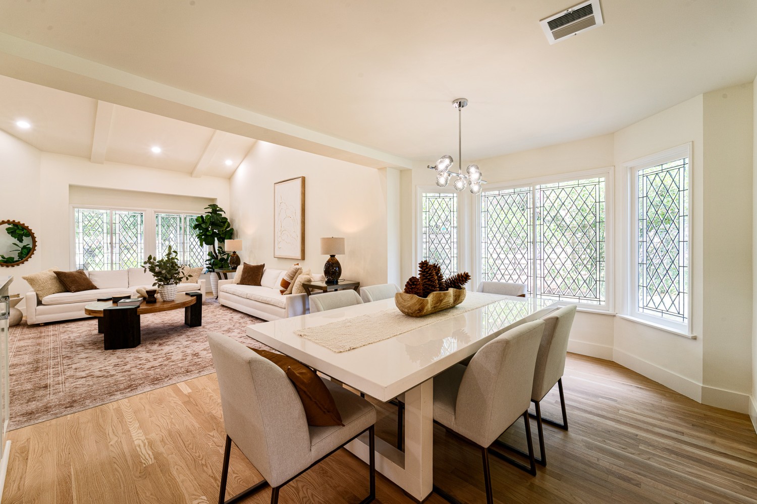 Elfyer - Tarzana, CA House - For Sale