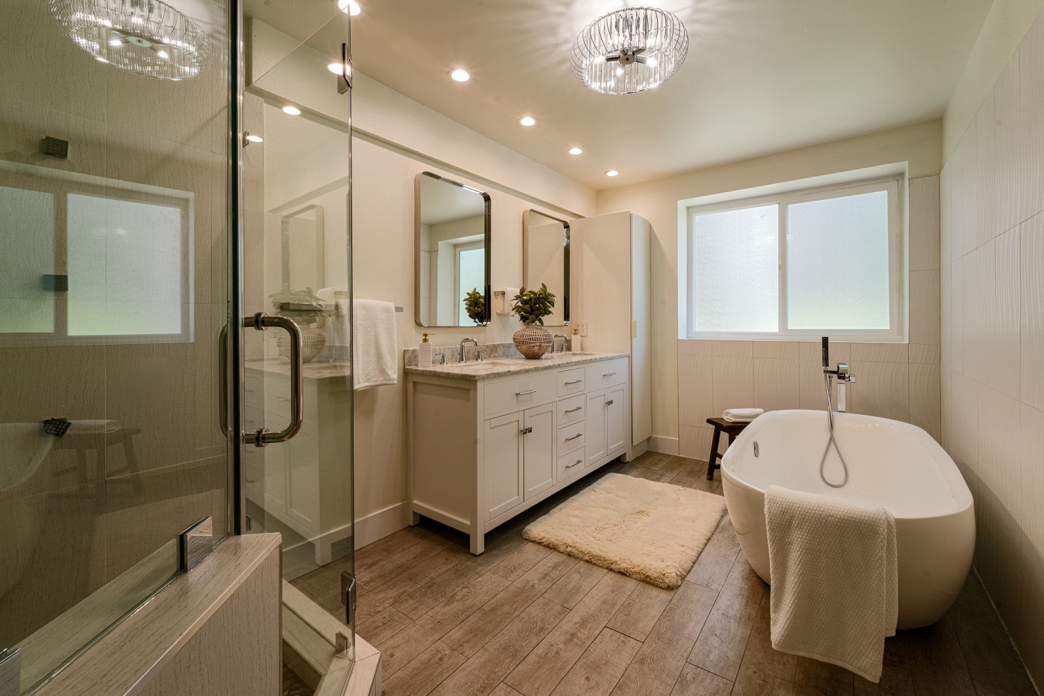 Elfyer - Tarzana, CA House - For Sale