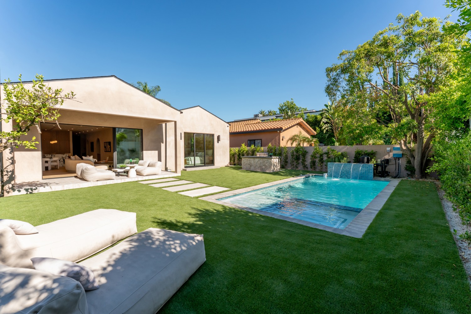 Elfyer - Sherman Oaks, CA House - For Sale