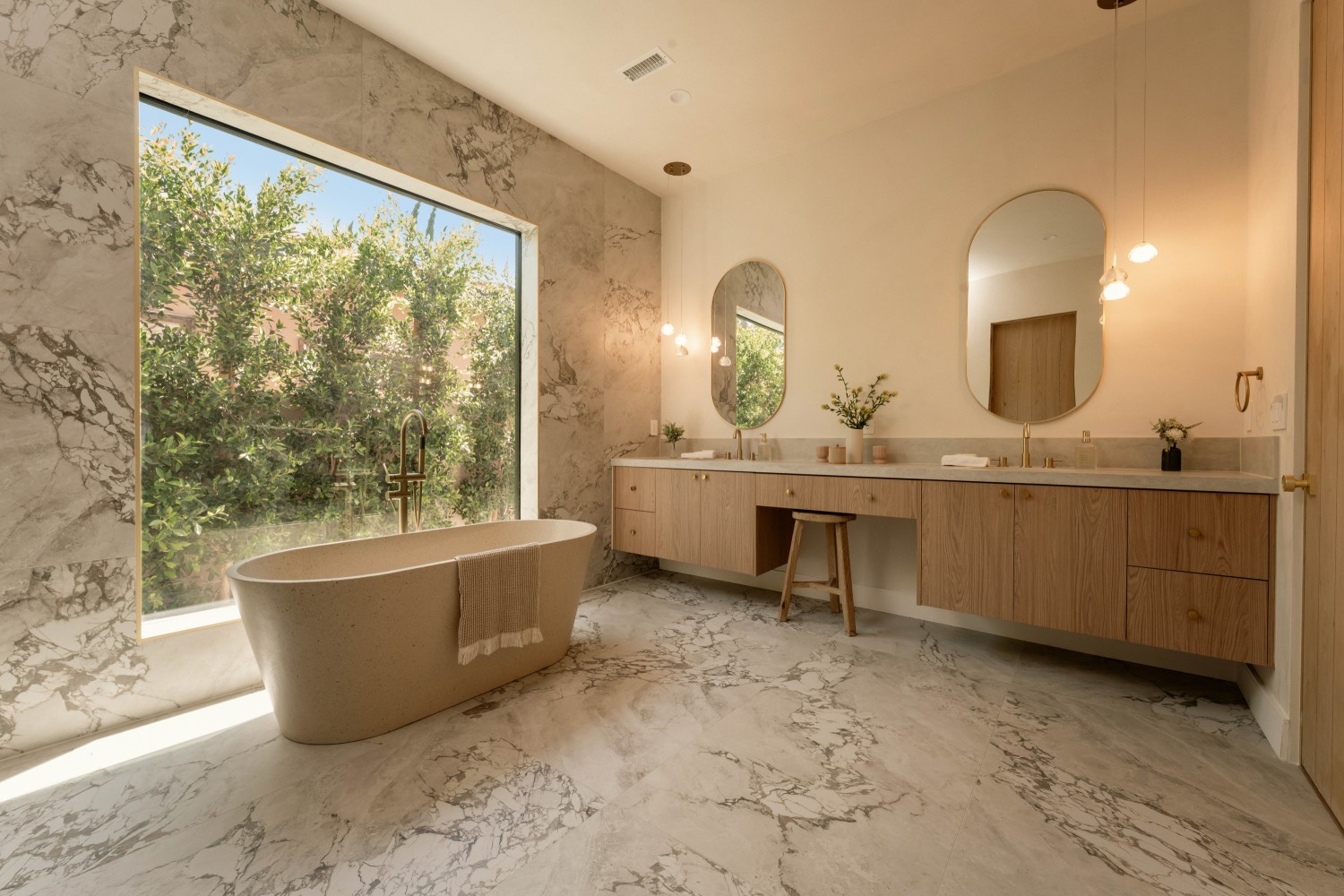 Elfyer - Sherman Oaks, CA House - For Sale