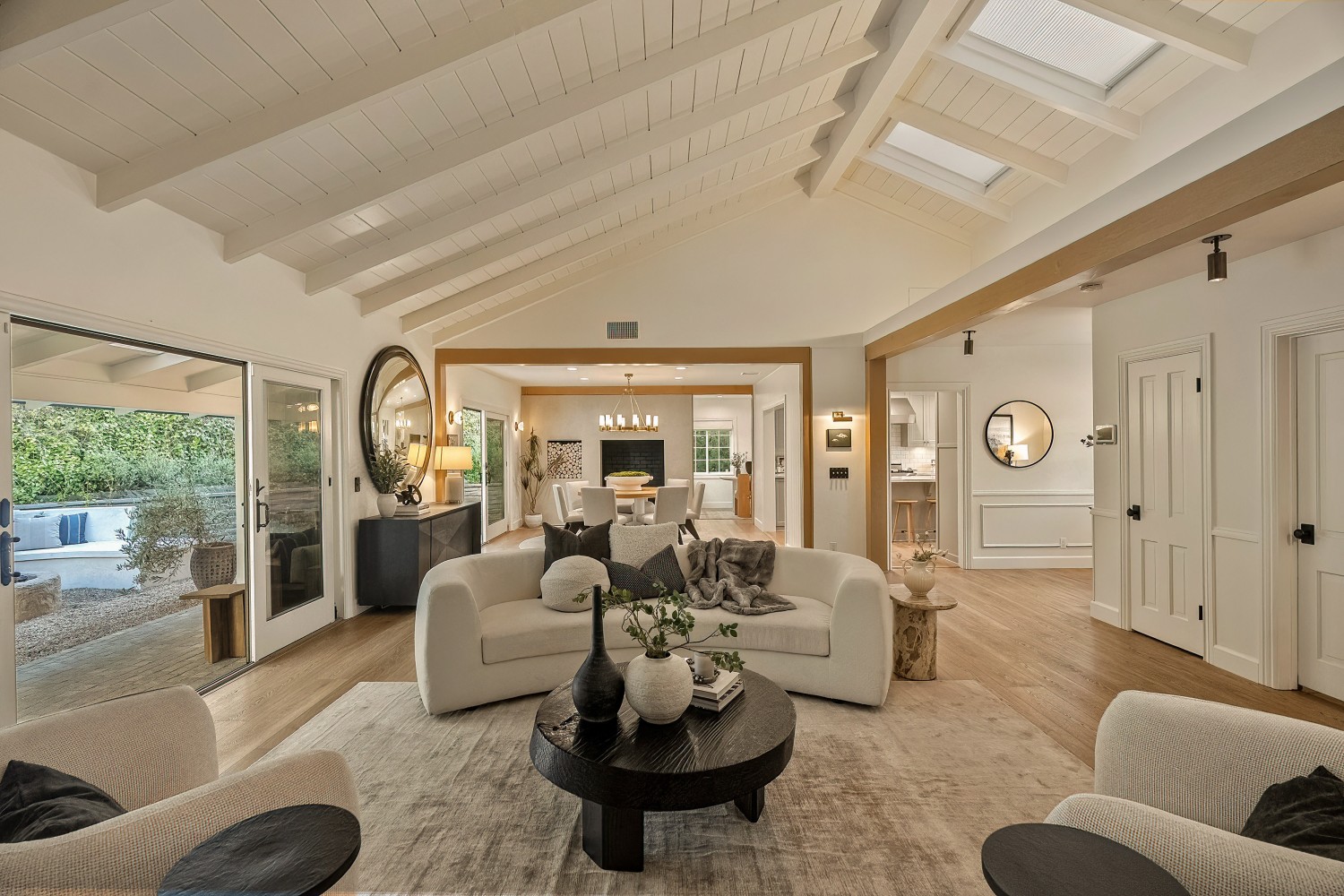 Elfyer - Sherman Oaks, CA House - For Sale