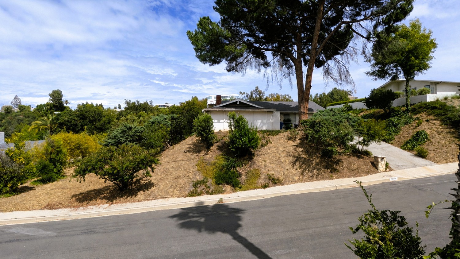 Elfyer - Encino, CA House - For Sale
