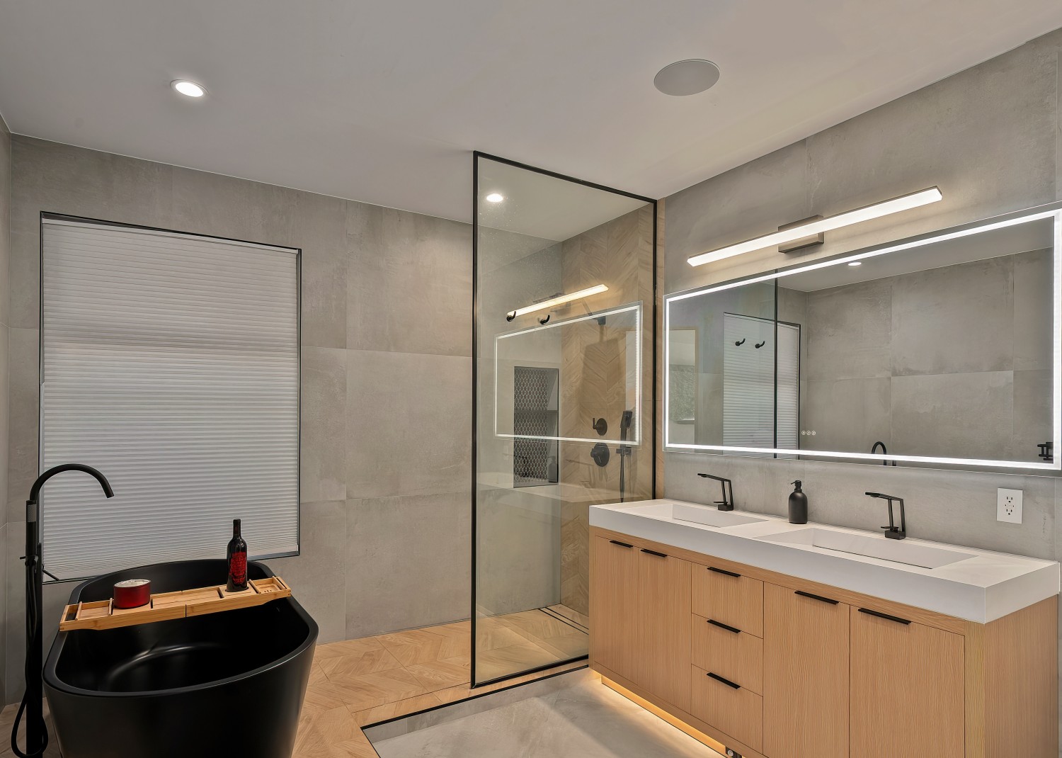 Elfyer - North Hollywood, CA House - For Sale