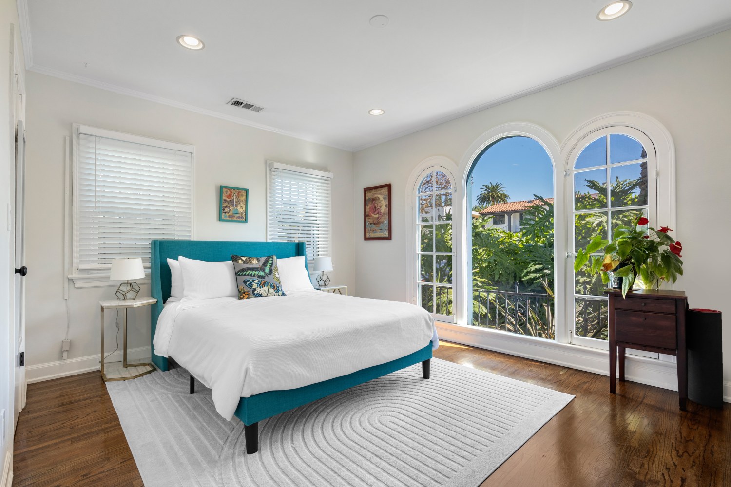 Elfyer - Los Angeles, CA House - For Sale