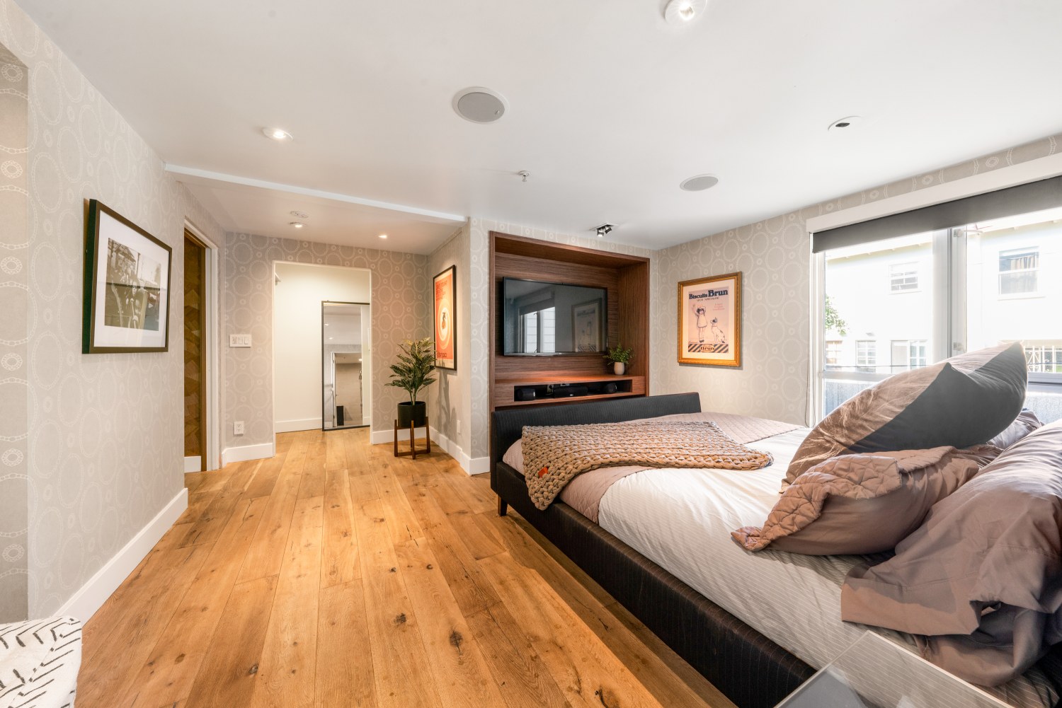 Elfyer - West Hollywood, CA House - For Sale