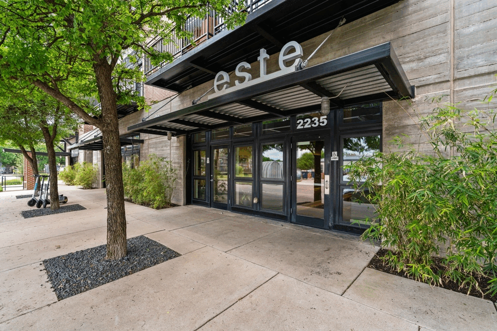 2235 E 6th St Apt 302