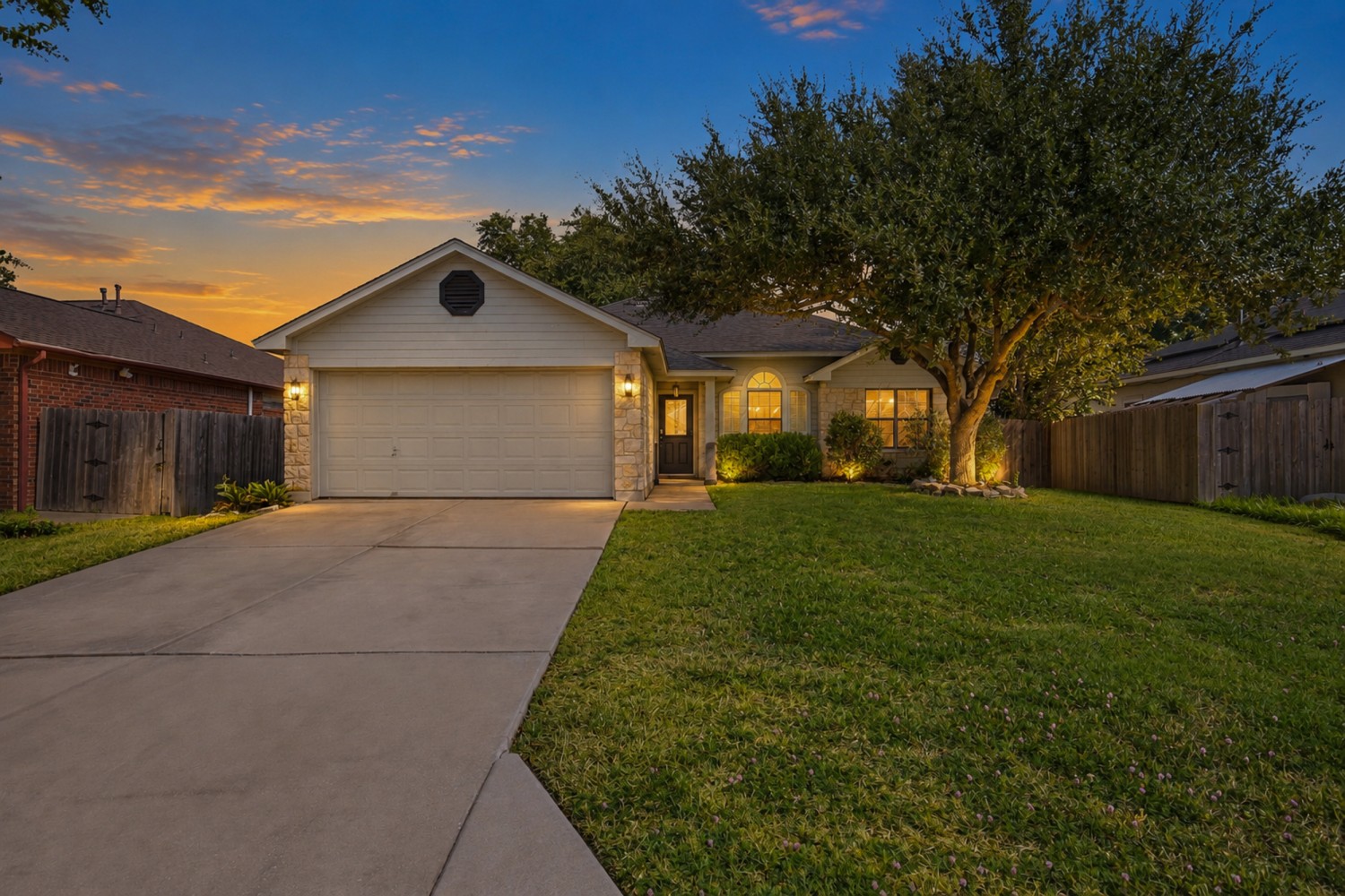 Elfyer - Hutto, TX House - For Sale
