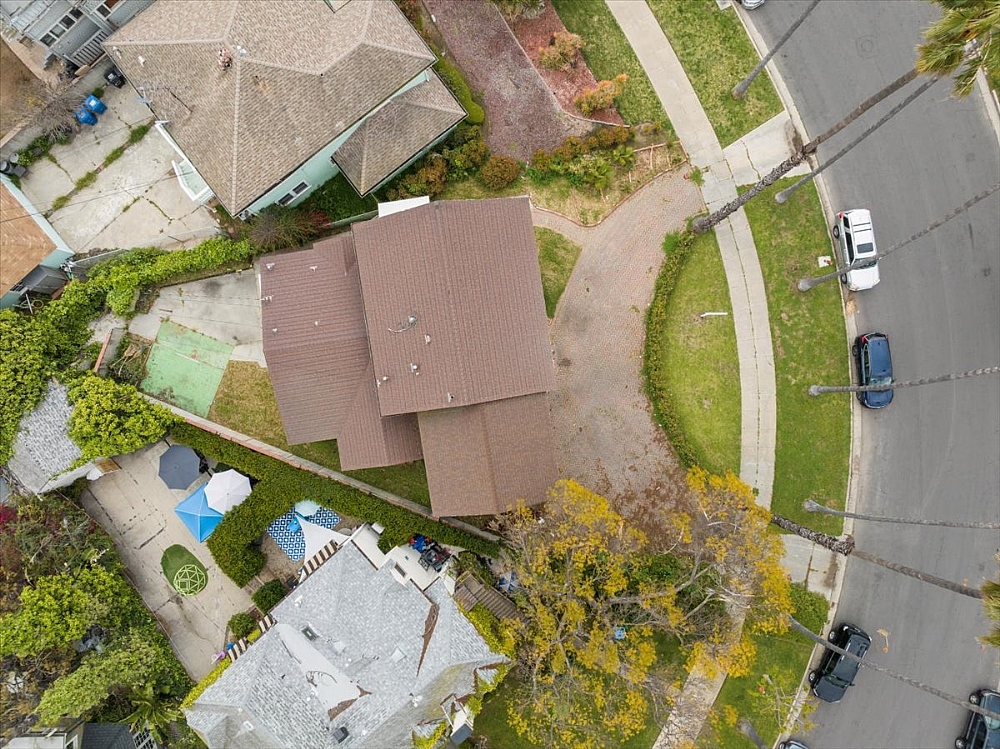 Elfyer - Los Angeles, CA House - For Sale