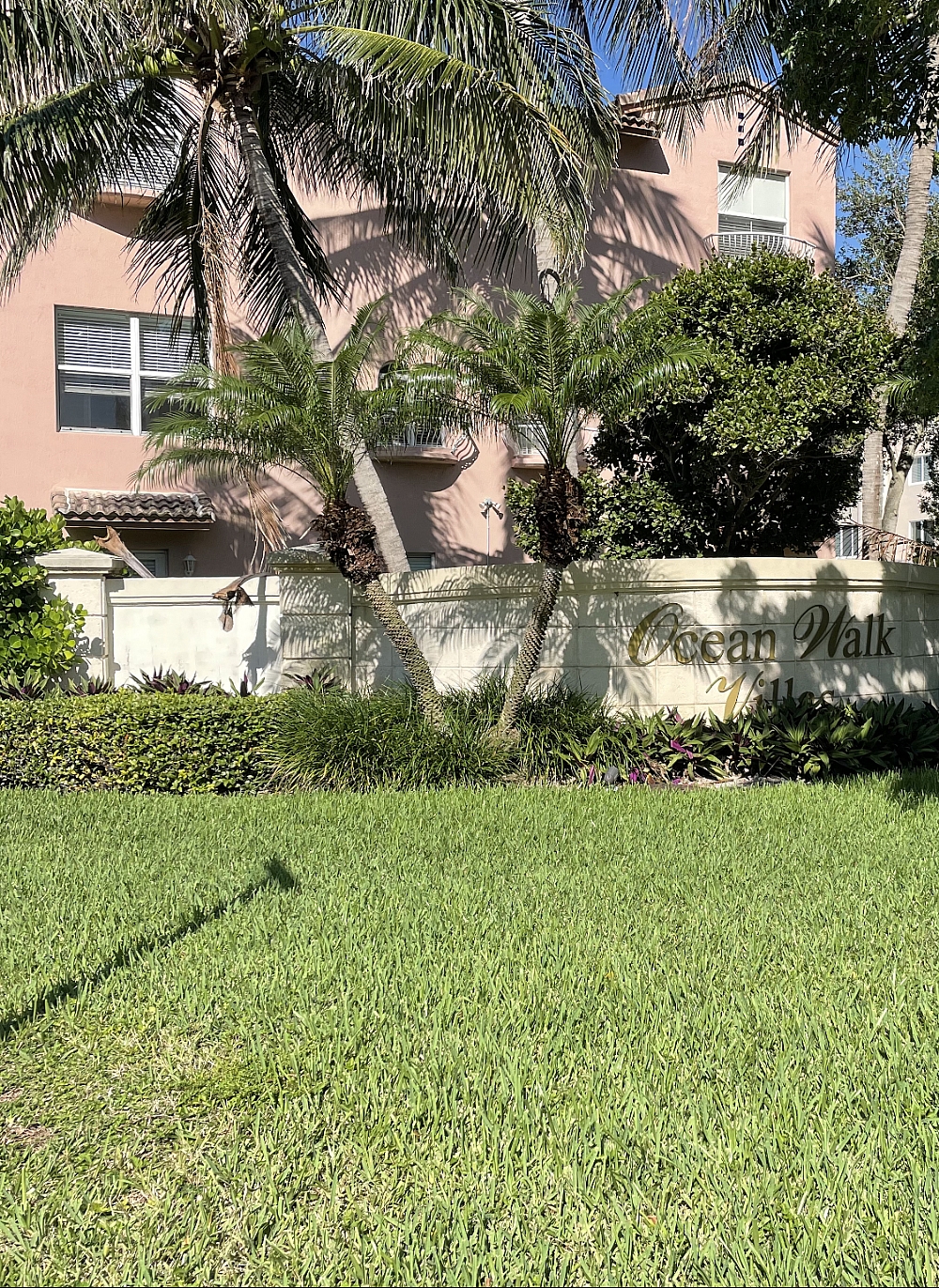 Elfyer - LAUDERDALE BY THE SEA, FL House - For Sale