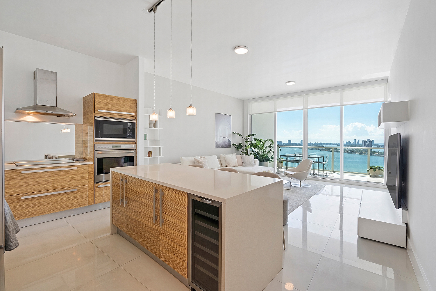 Elfyer - Miami, FL House - For Sale
