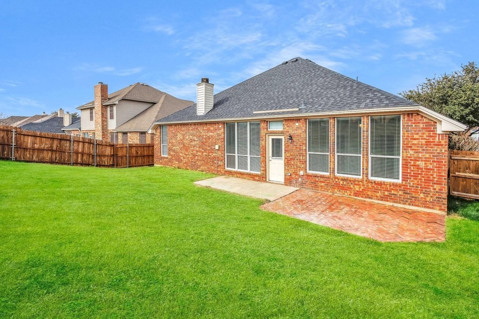 Elfyer - Grand Prairie, TX House - For Sale