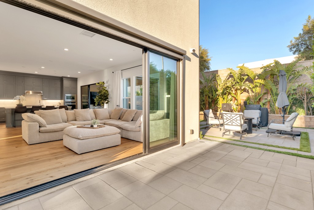 Elfyer - Porter Ranch, CA House - For Sale
