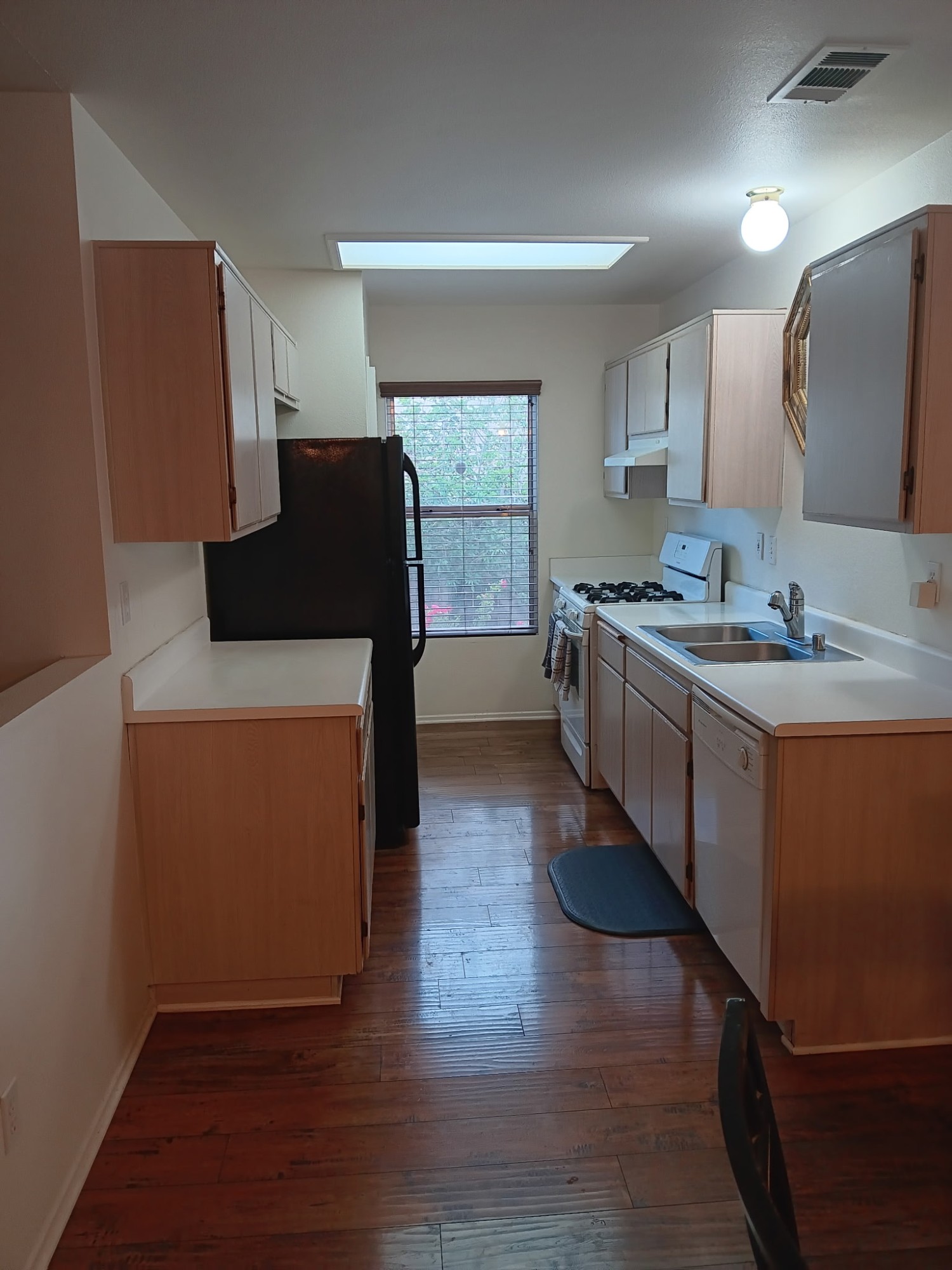 Elfyer - Adelanto, CA House - For Sale