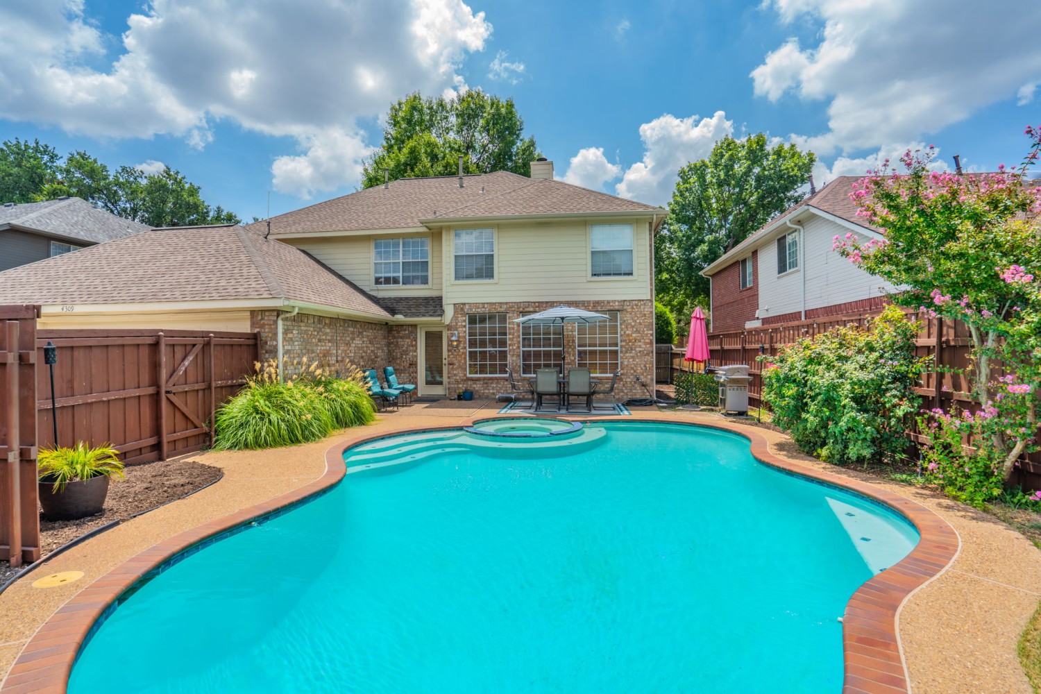 Elfyer - Plano, TX House - For Sale