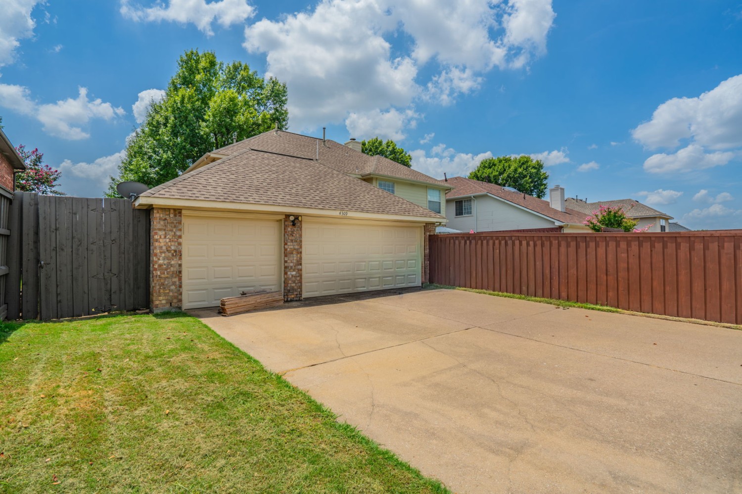 Elfyer - Plano, TX House - For Sale