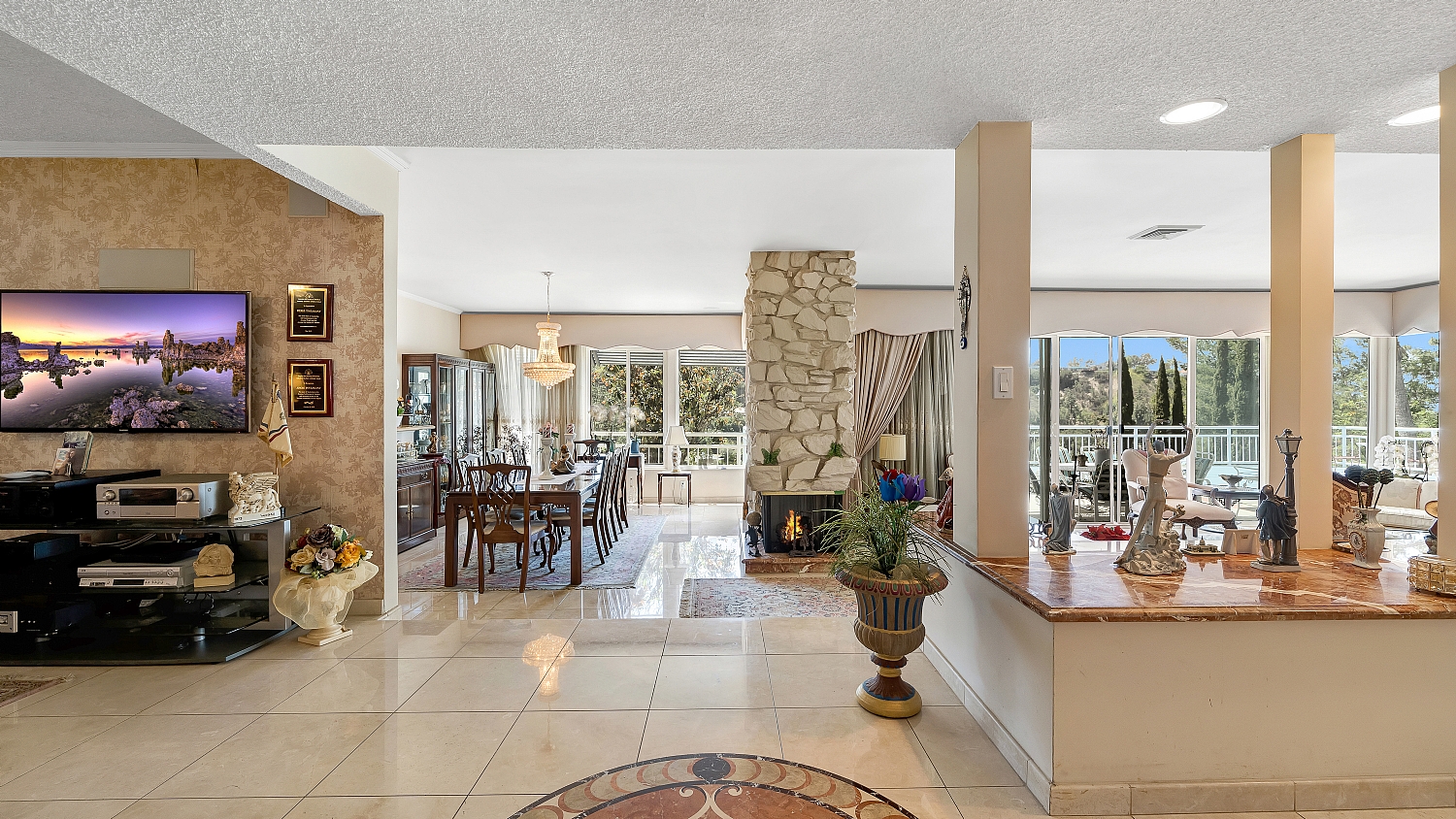 Elfyer - Encino, CA House - For Sale