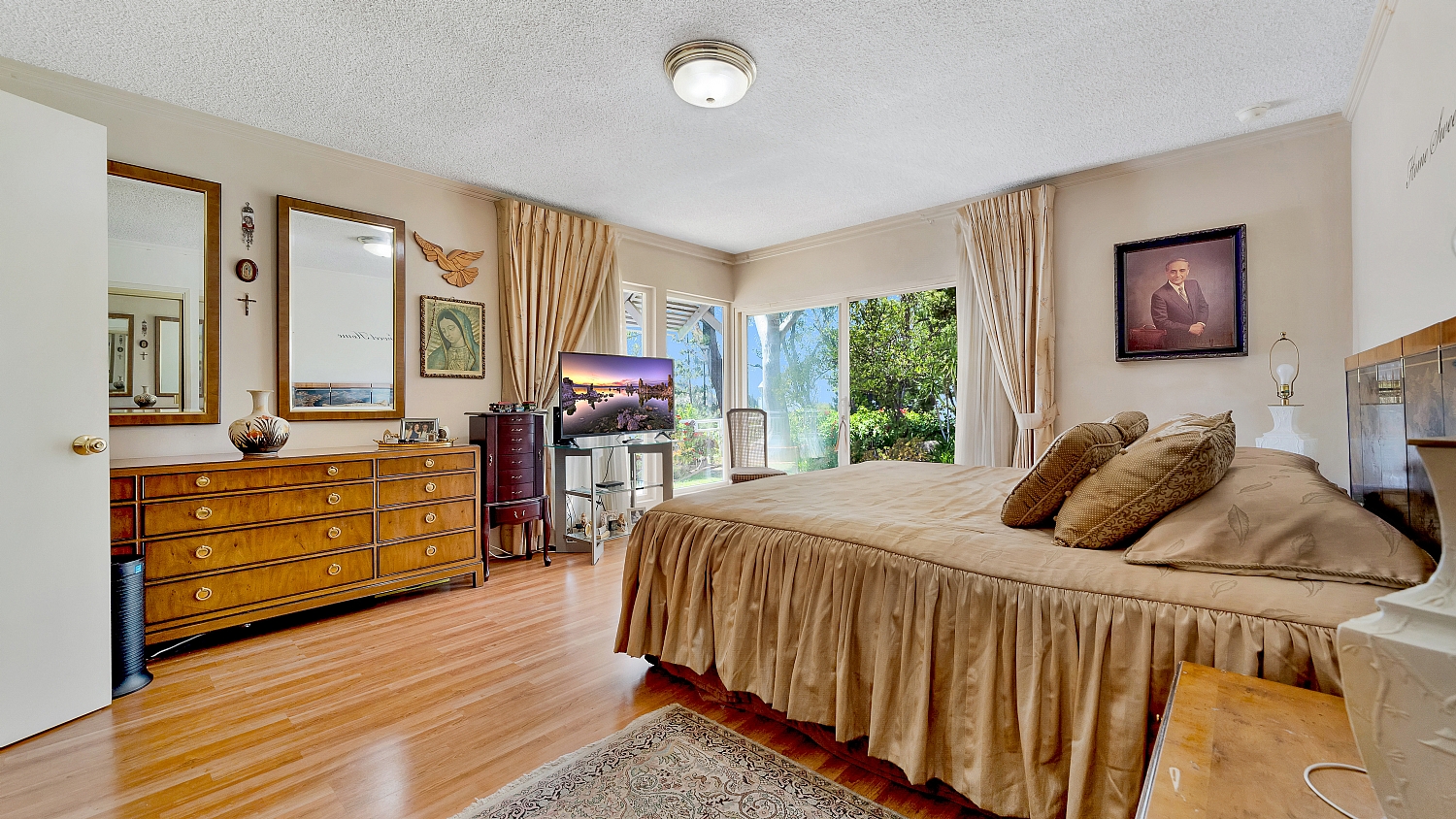 Elfyer - Encino, CA House - For Sale