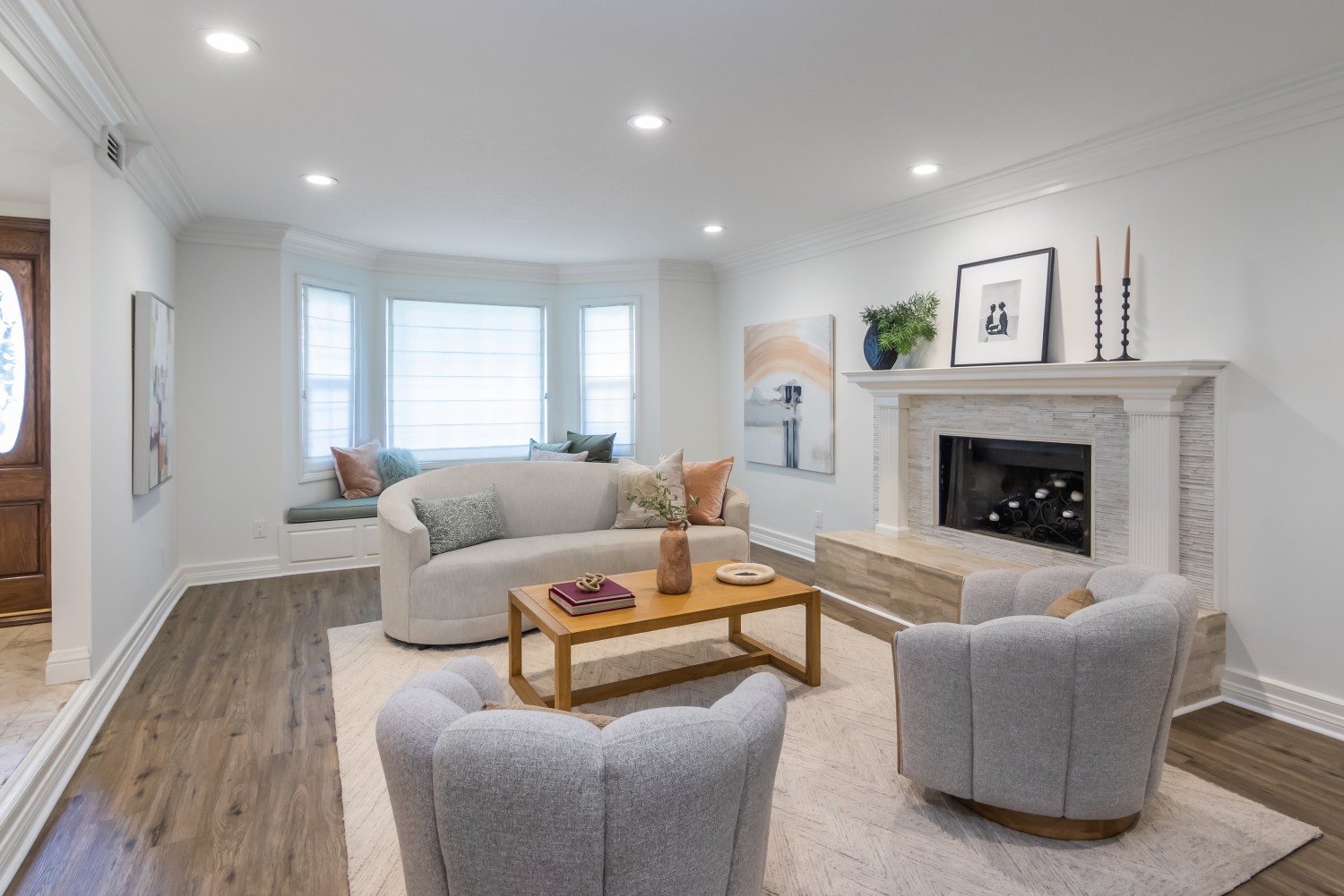 Elfyer - Burbank, CA House - For Sale