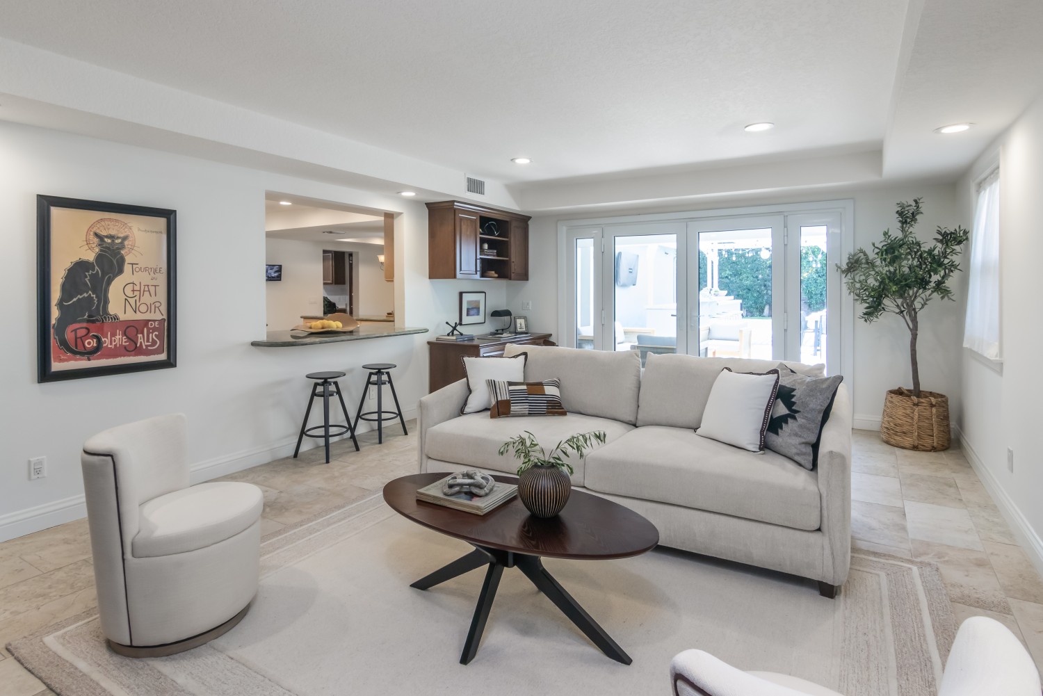 Elfyer - Burbank, CA House - For Sale