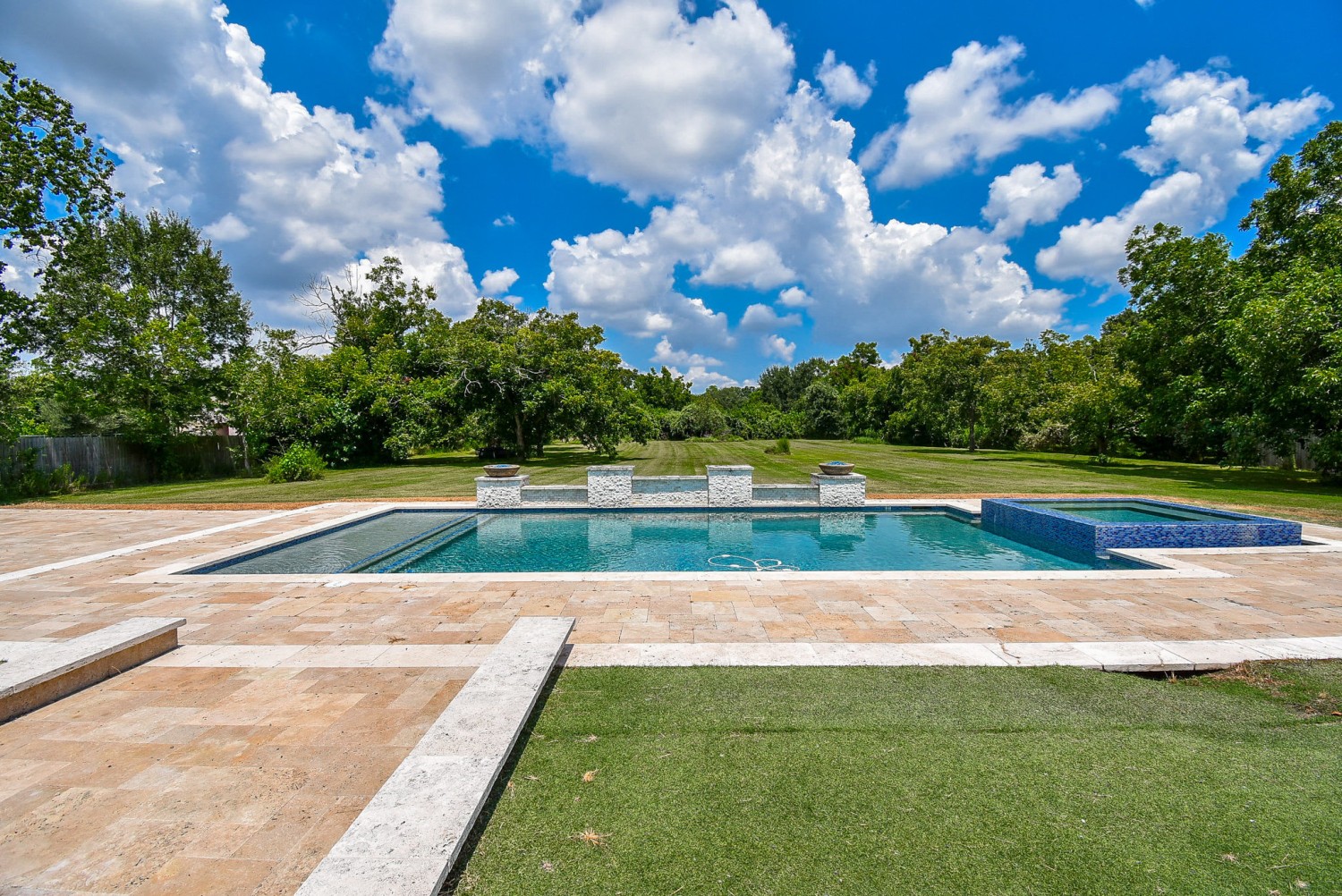 Elfyer - Houston, TX House - For Sale