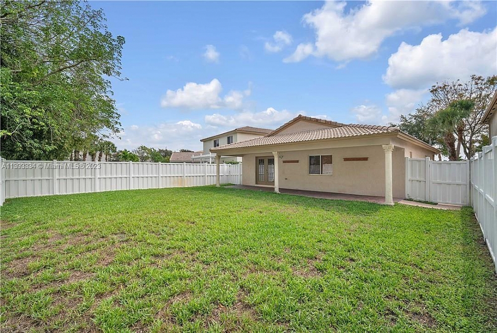 Elfyer - MIRAMAR, FL House - For Sale